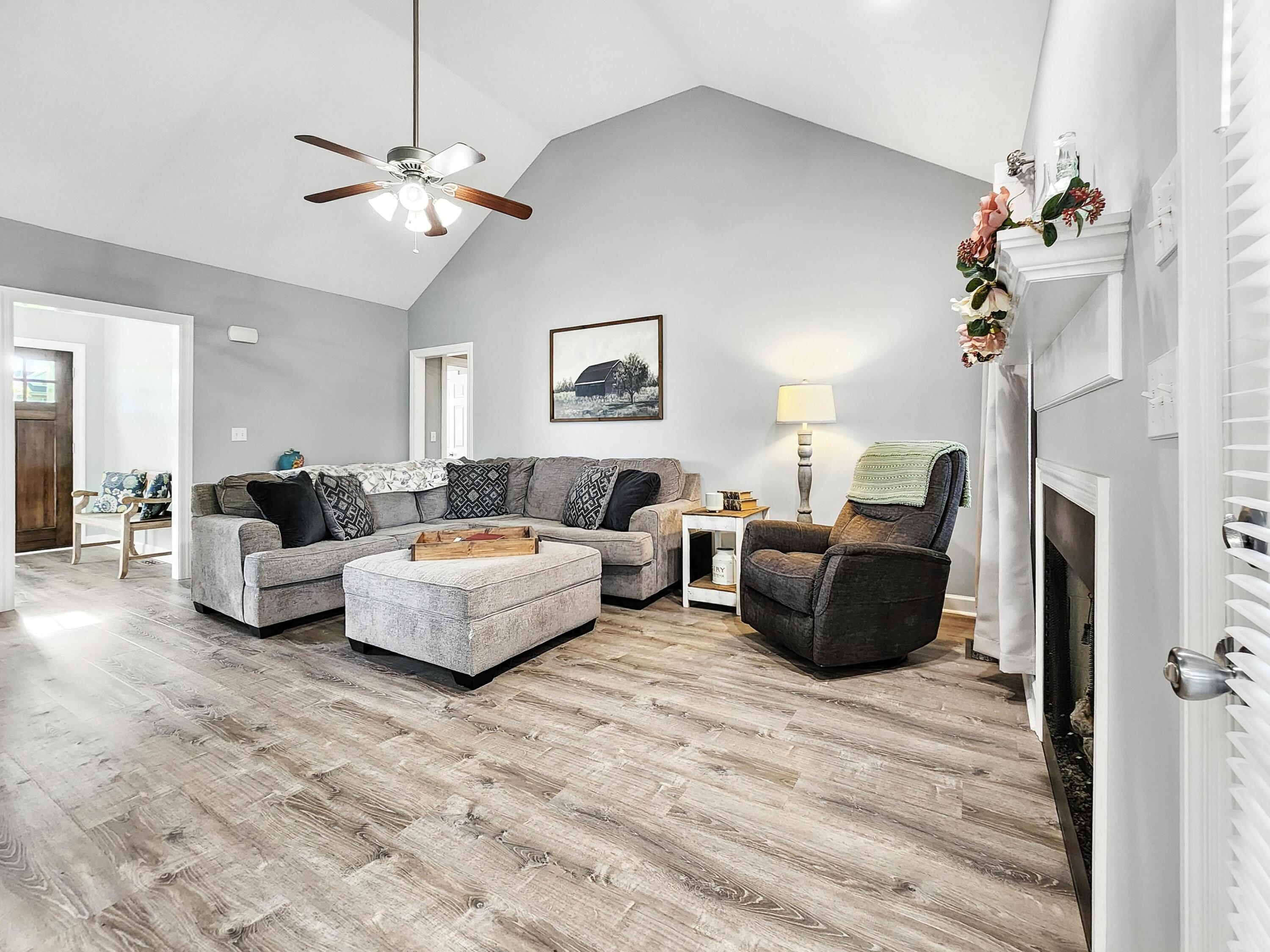 5120 Highway 231 S