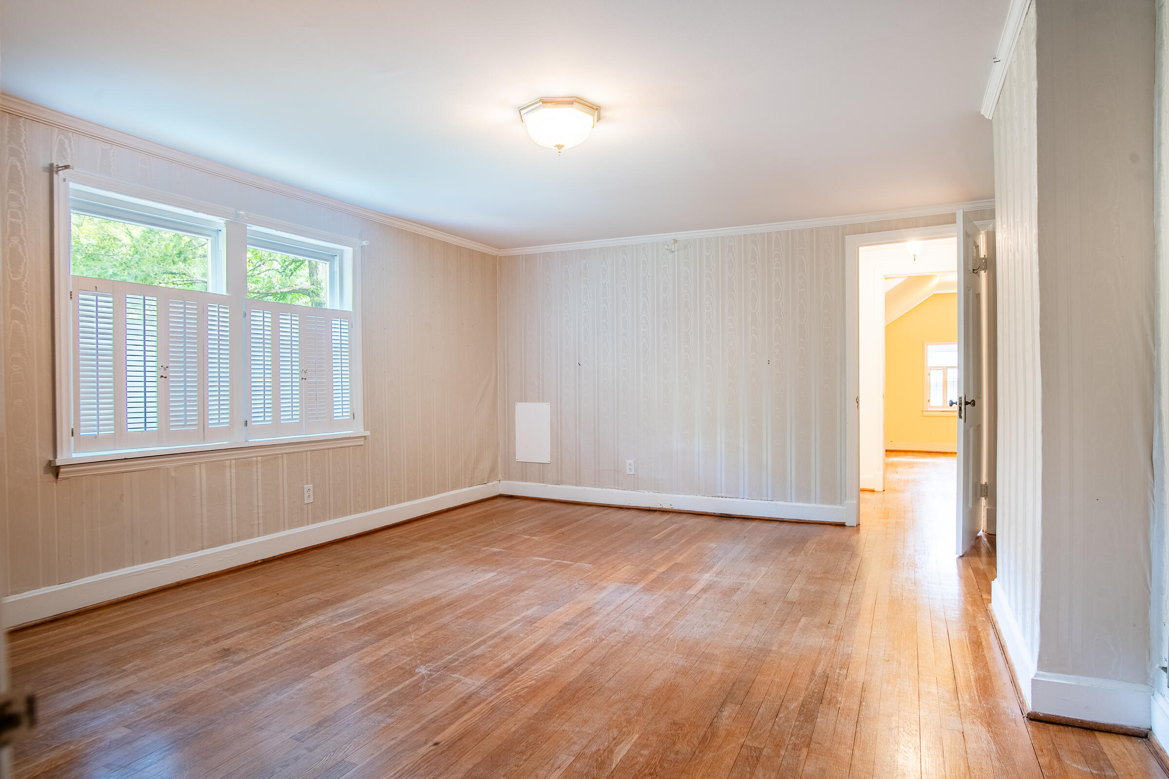 109 Robin Hood Trail