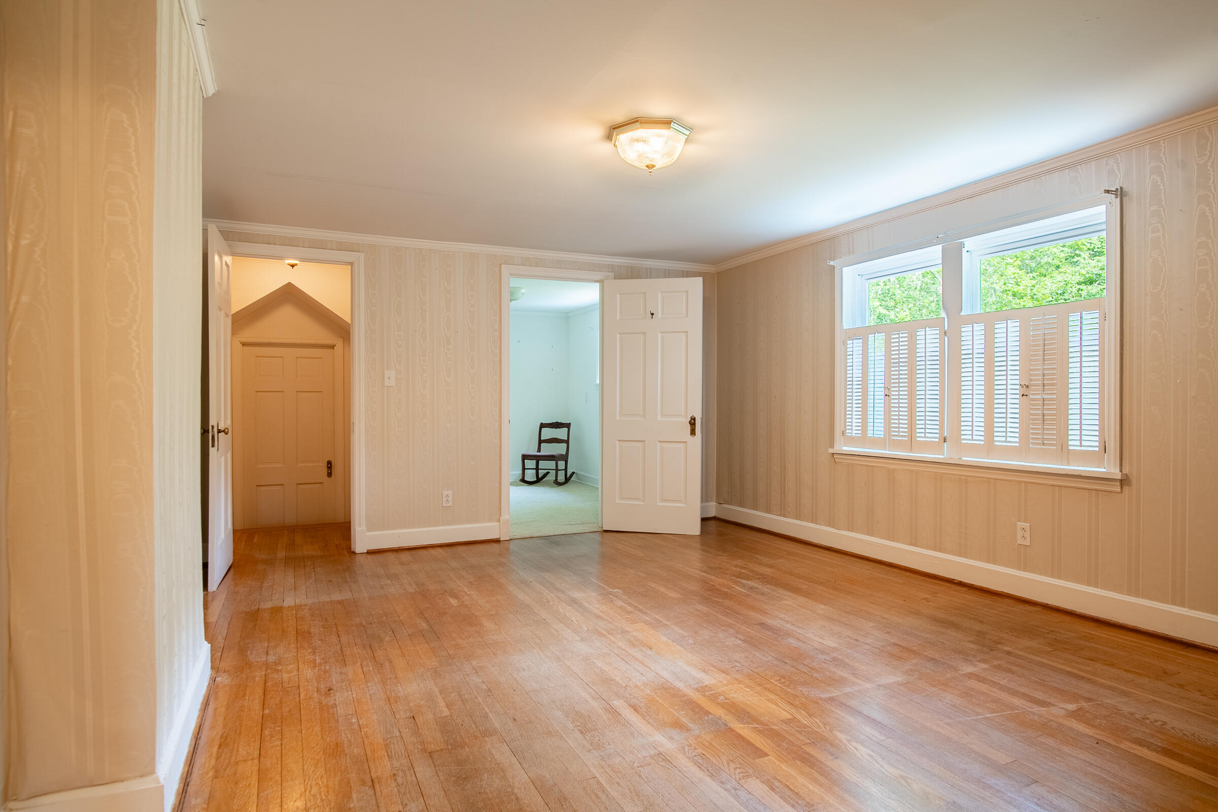 109 Robin Hood Trail
