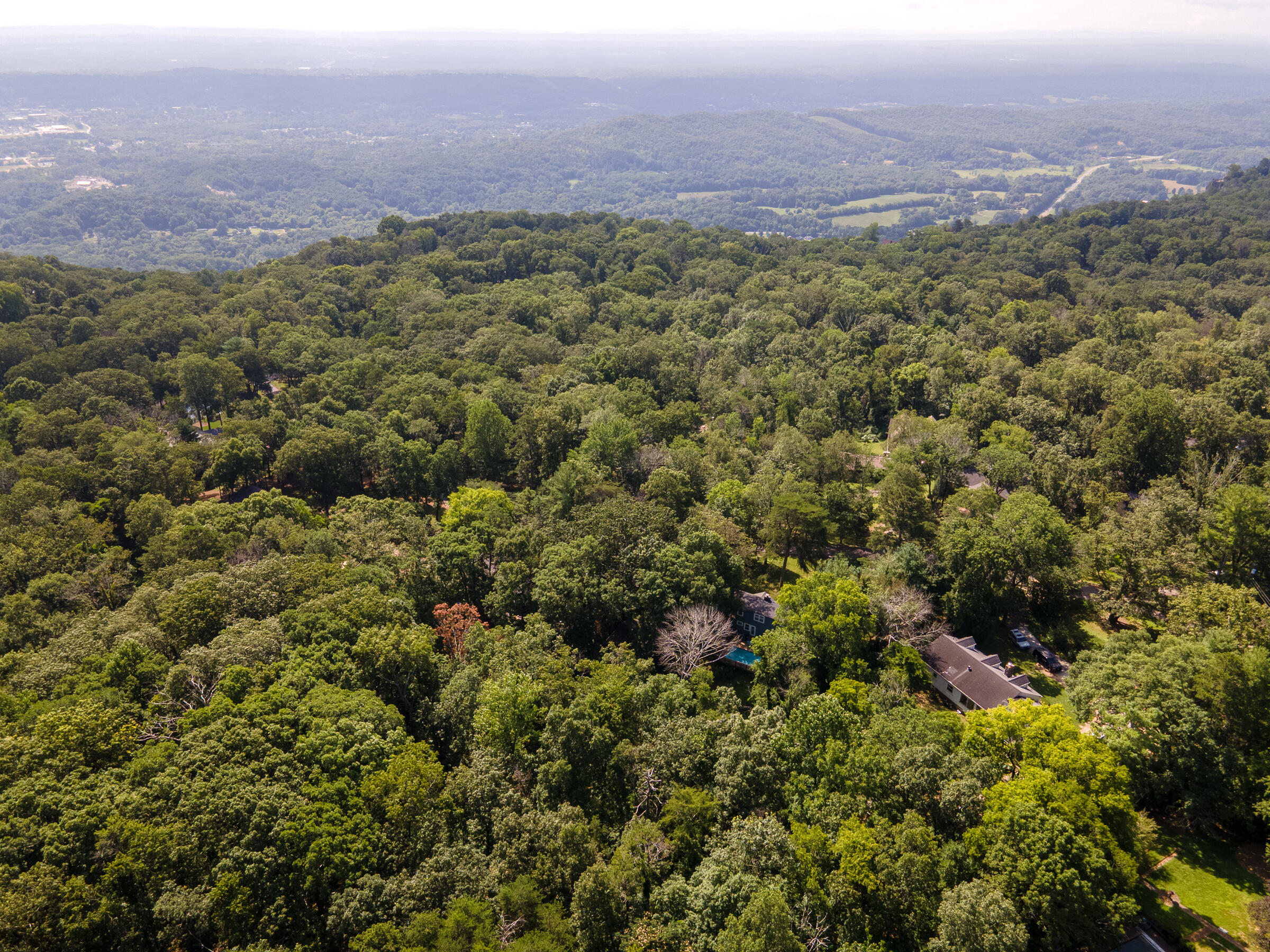 109 Robin Hood Trail