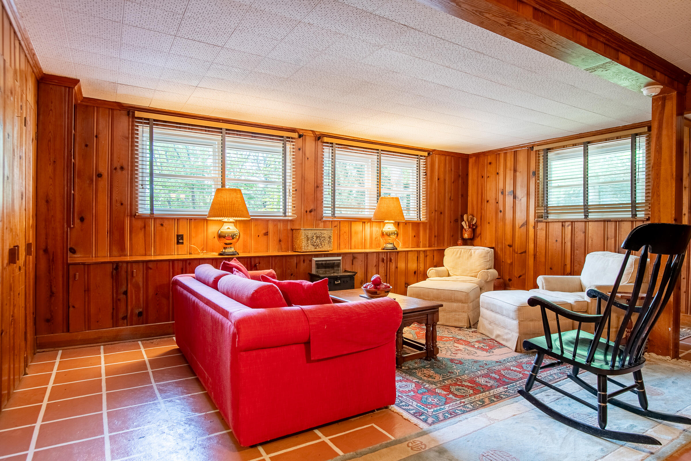 109 Robin Hood Trail