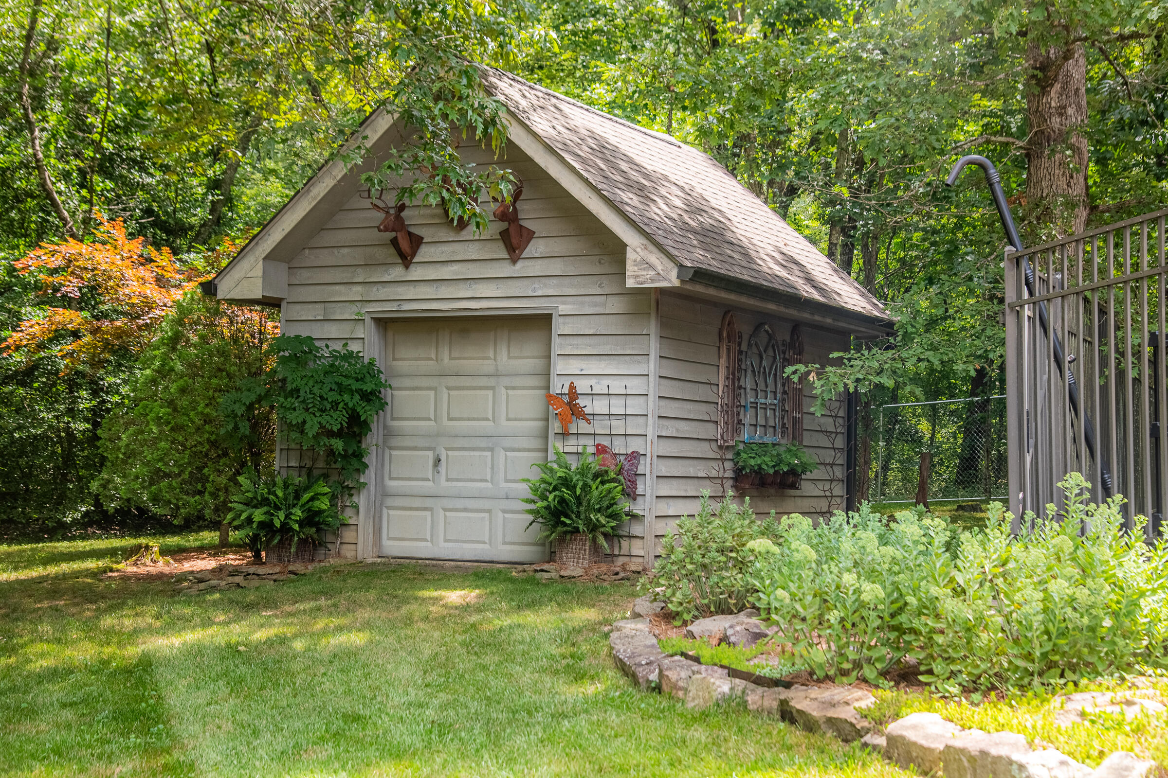 72 Cool Springs Road