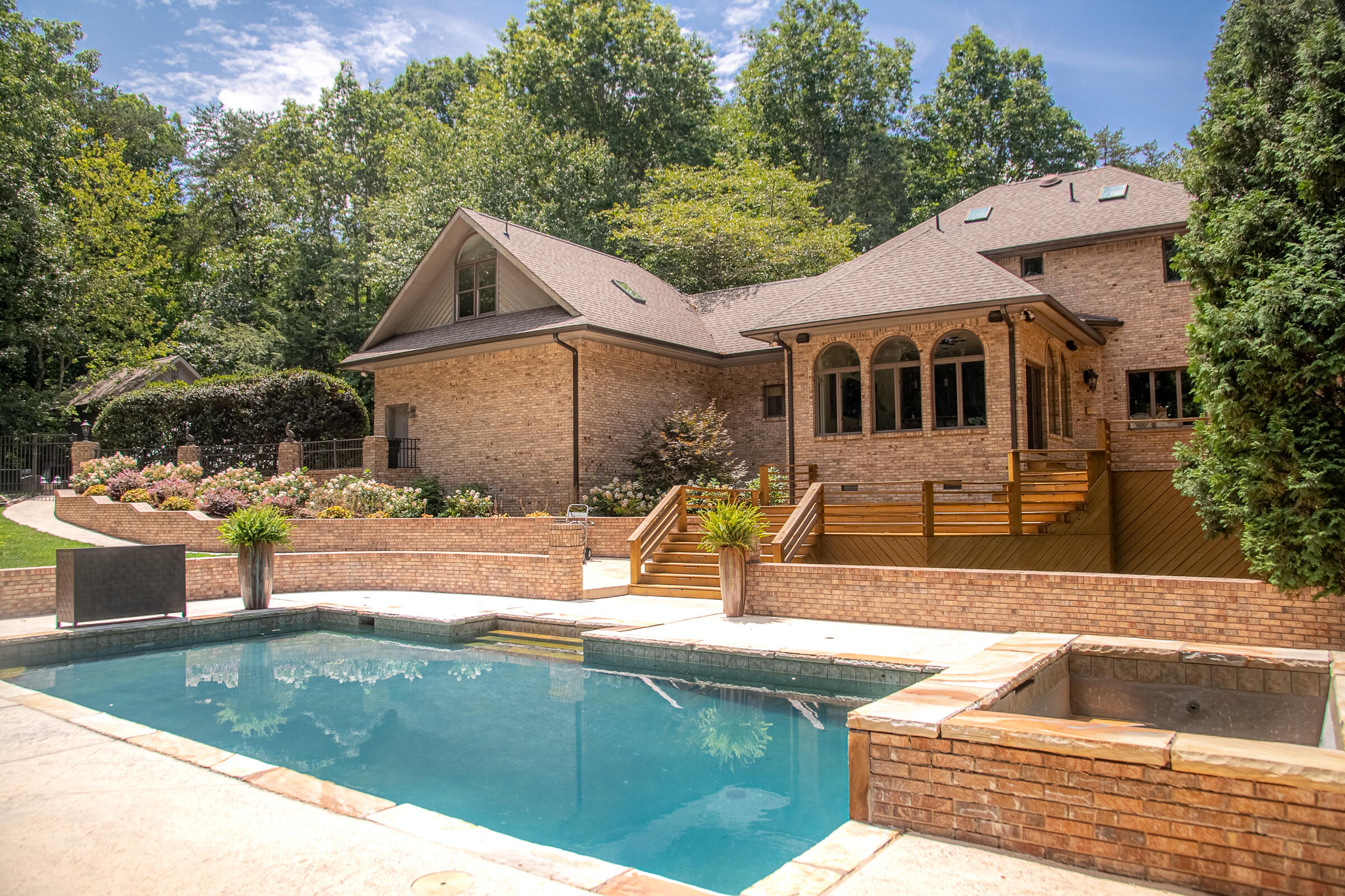 72 Cool Springs Road