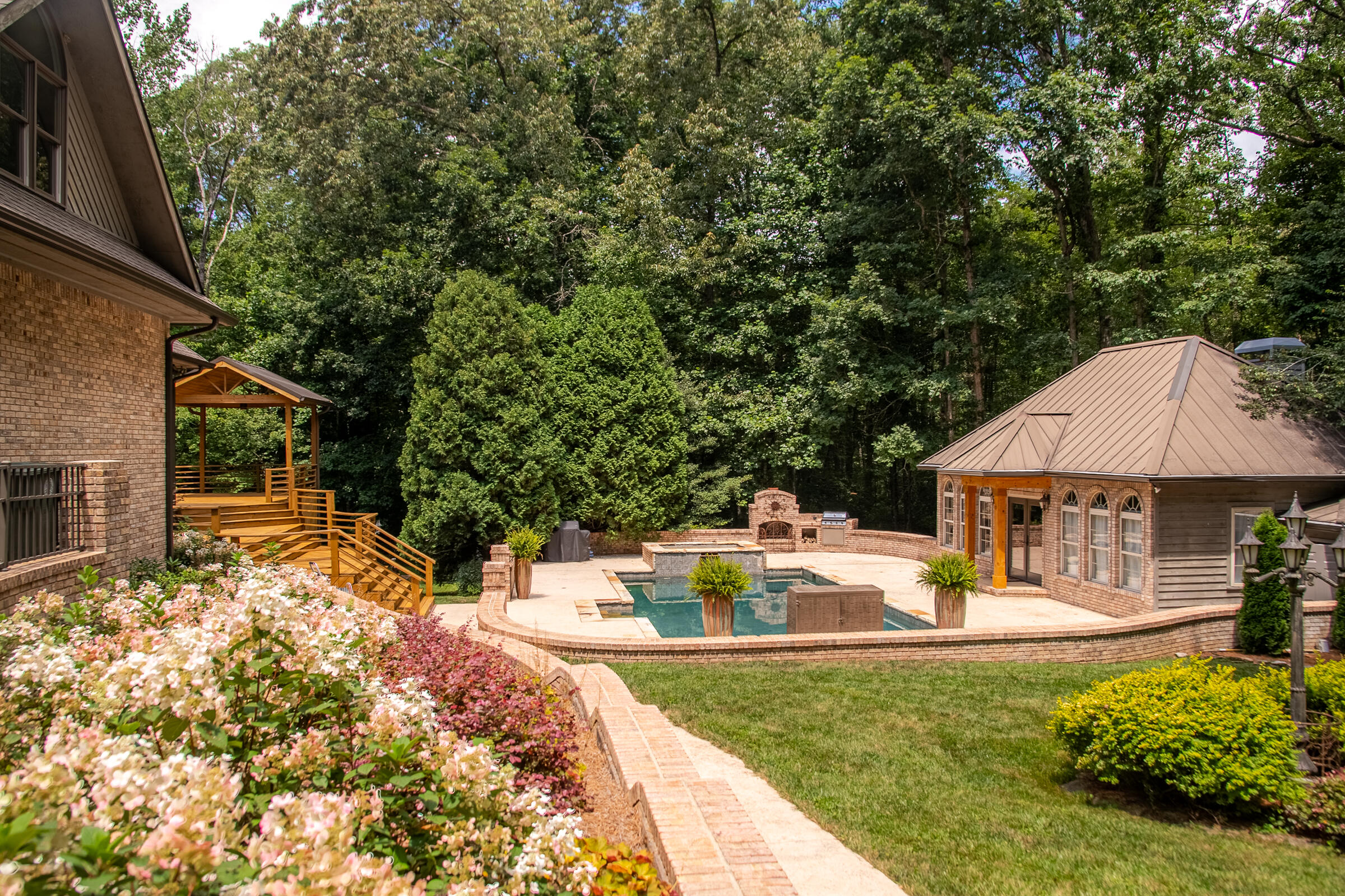 72 Cool Springs Road