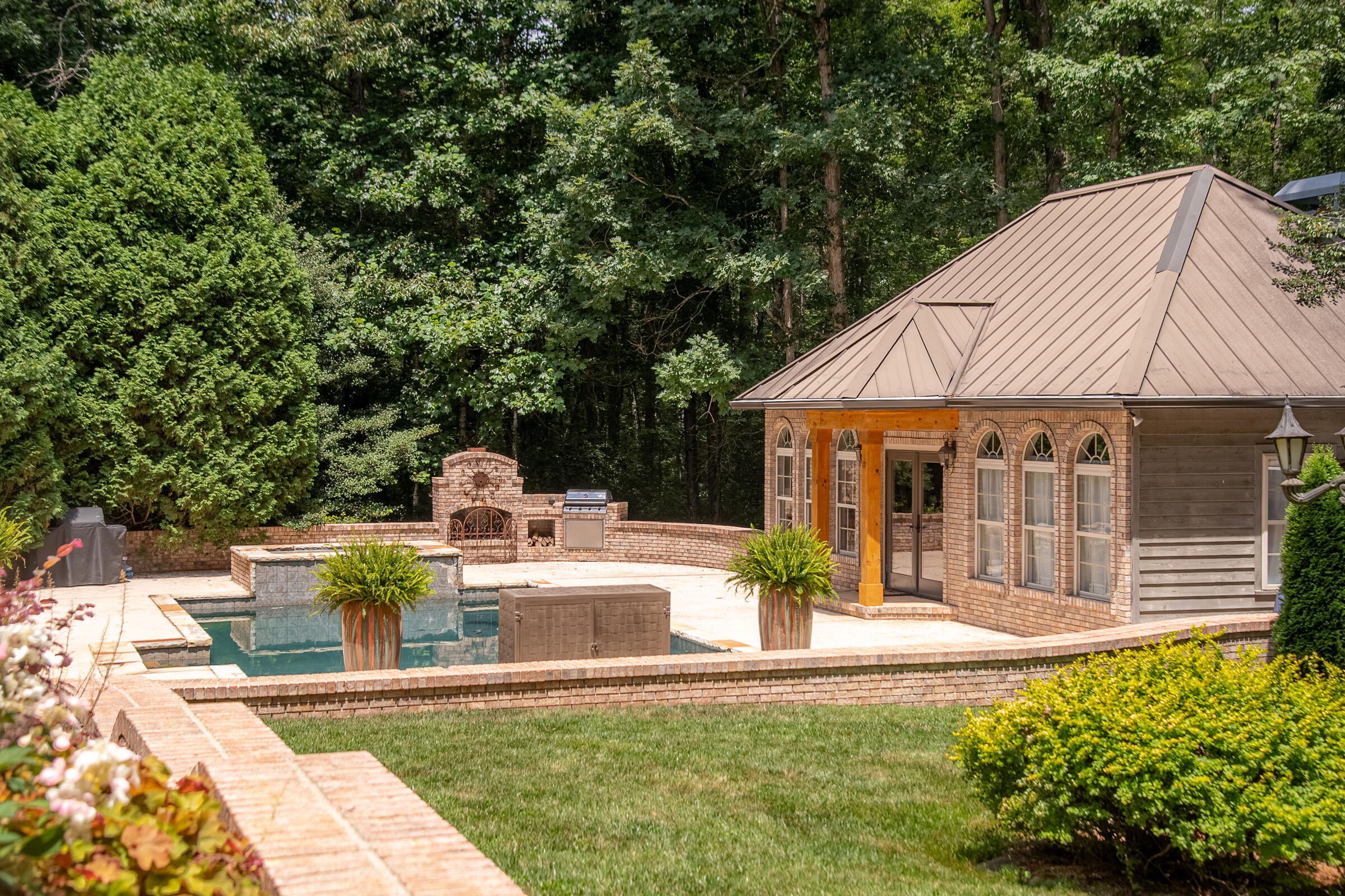 72 Cool Springs Road