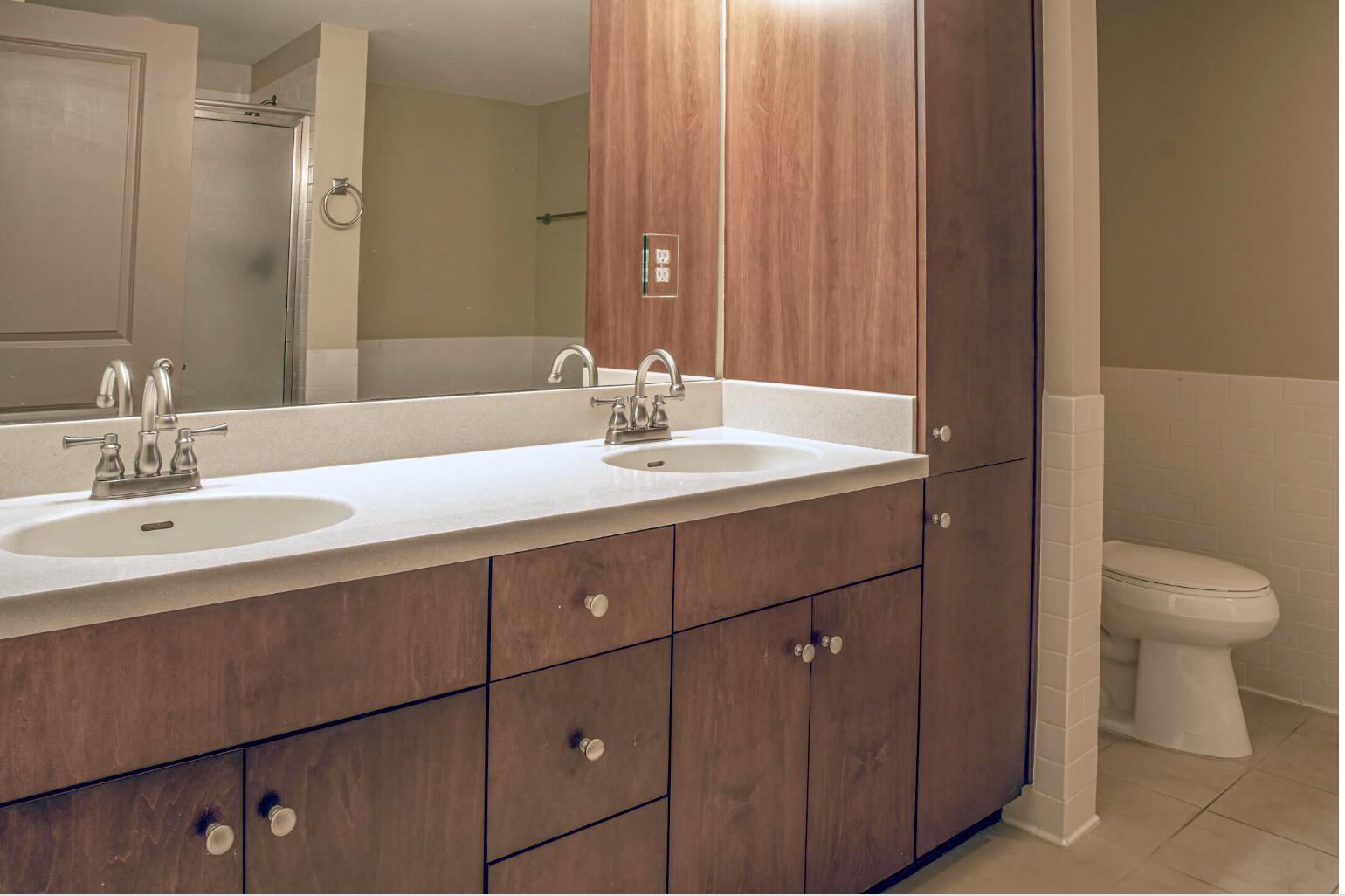 200 Manufacturers Road, Apt 321