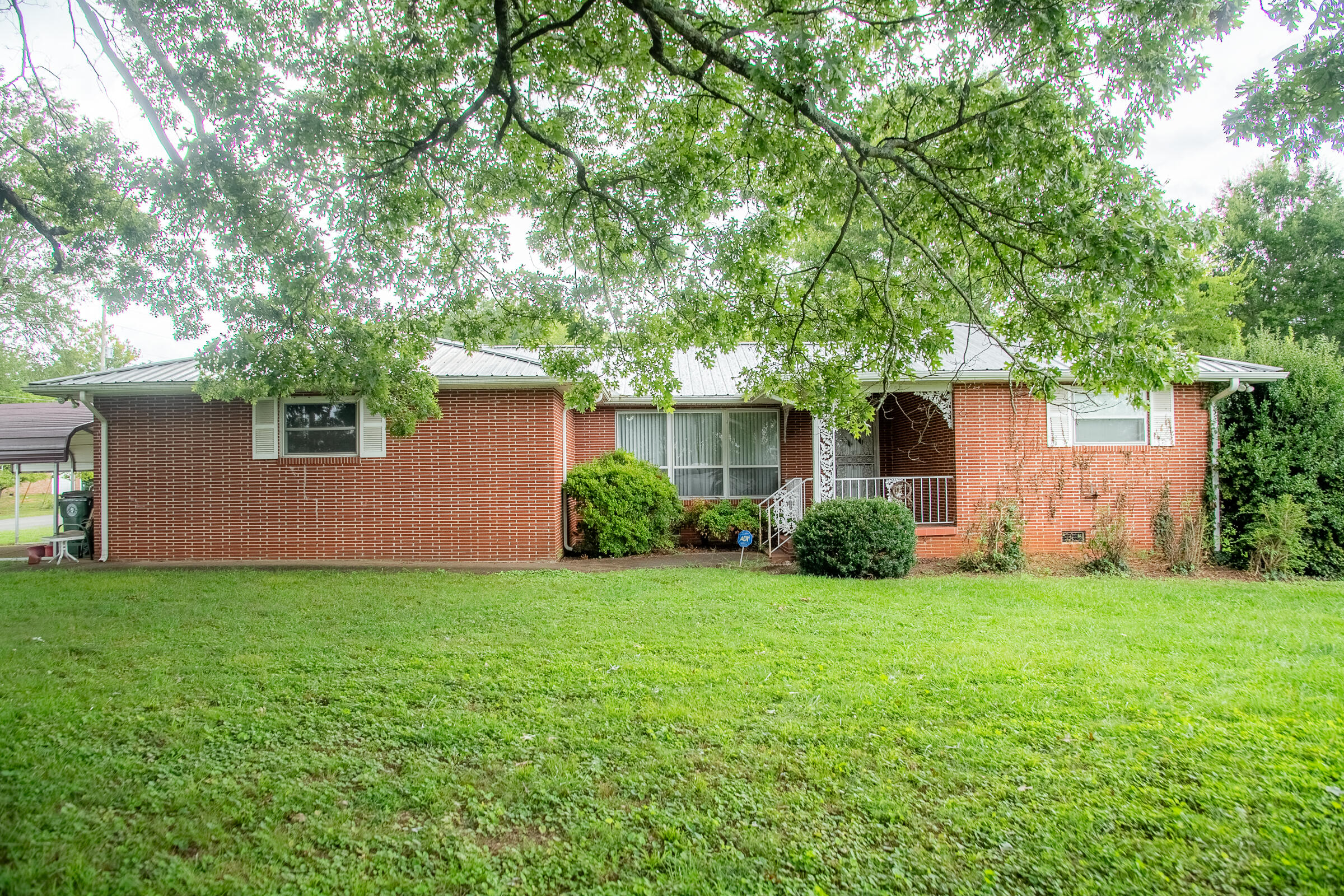 1955 Old Lafayette Road