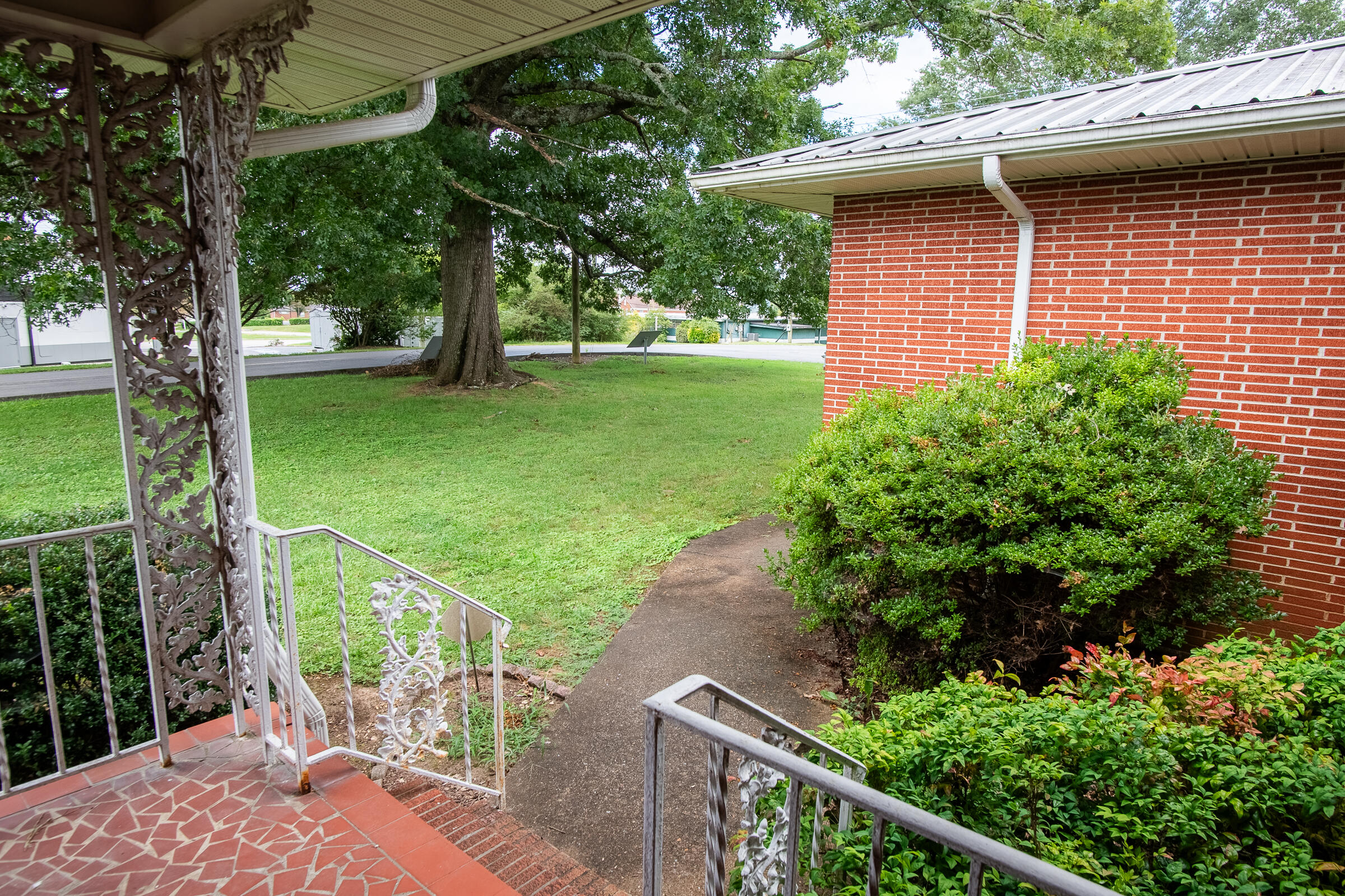 1955 Old Lafayette Road
