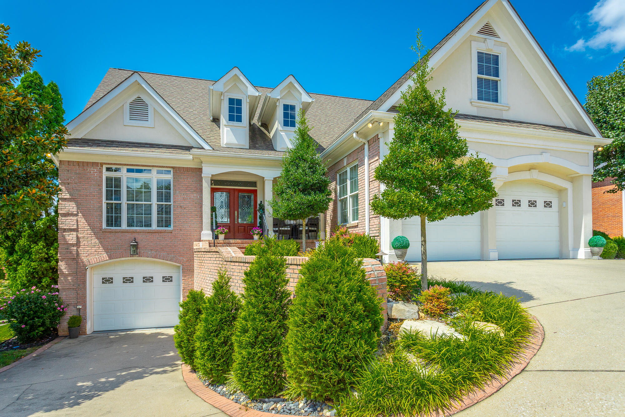 4448 Sailmaker Circle