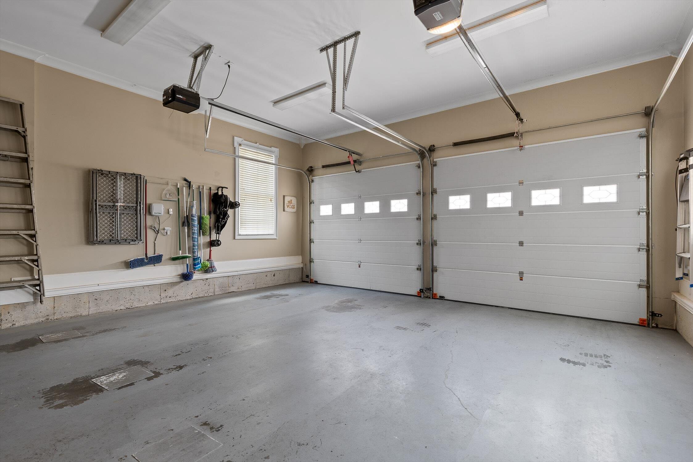 4448 Sailmaker Circle