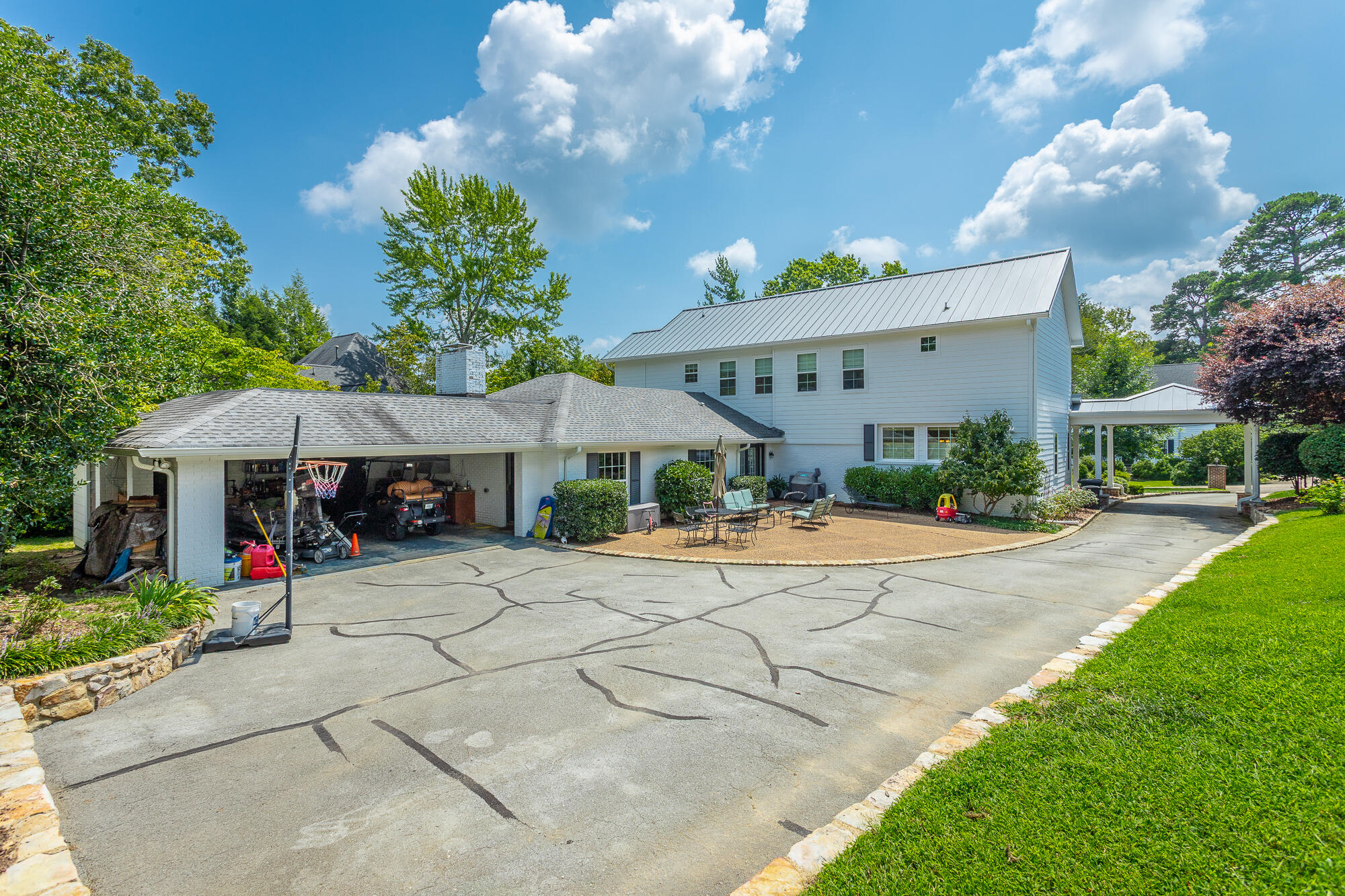 111 Sylvan Drive