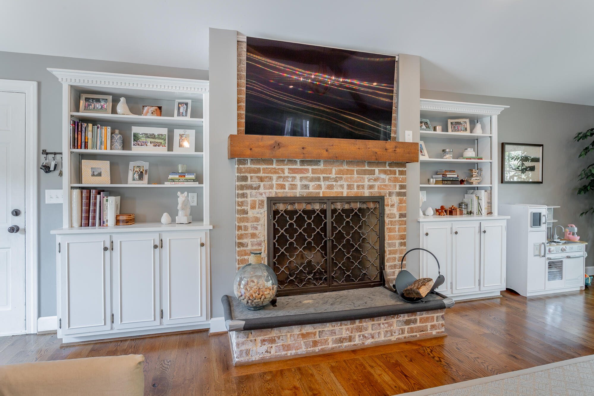 111 Sylvan Drive