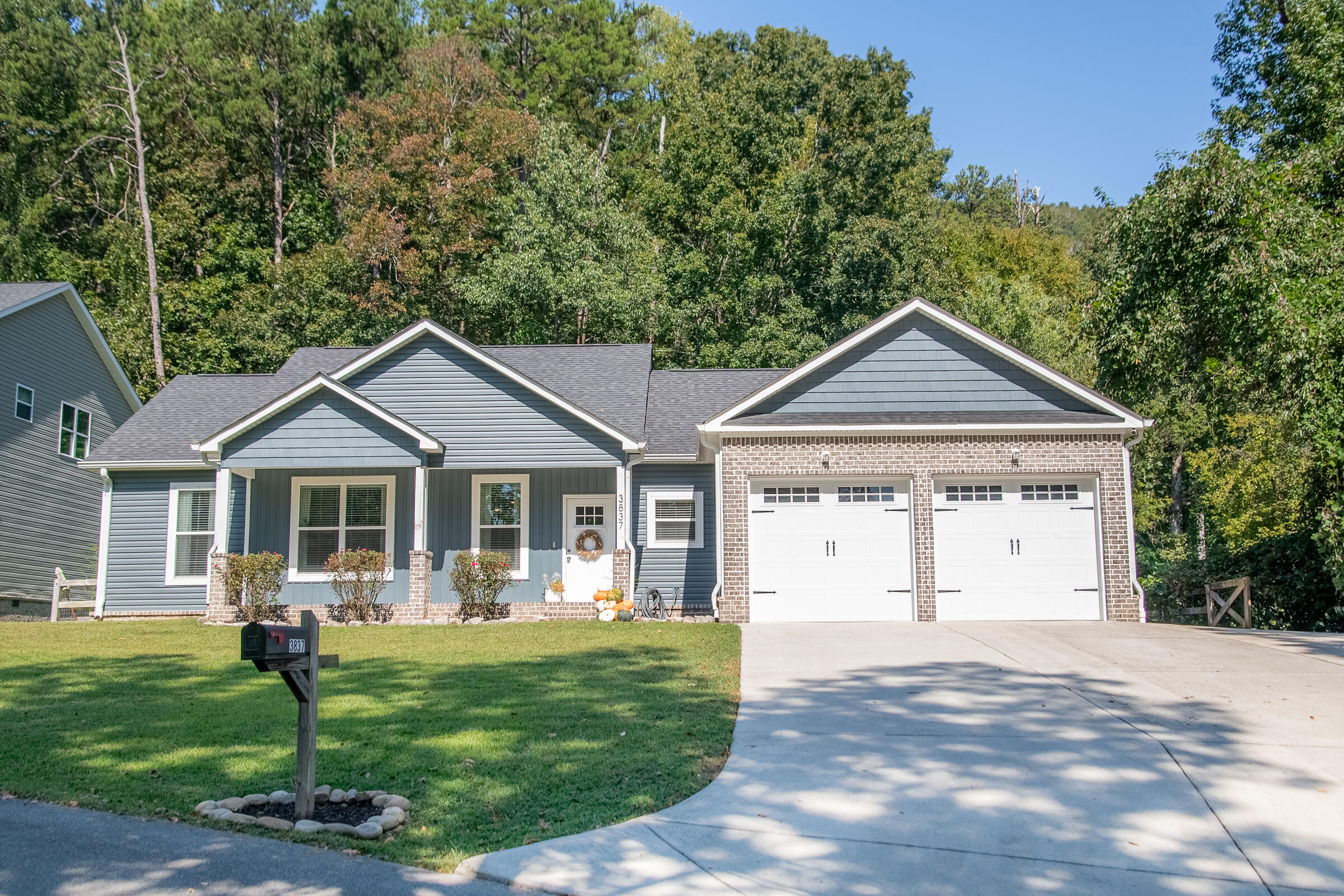 3837 Mountain Top Road