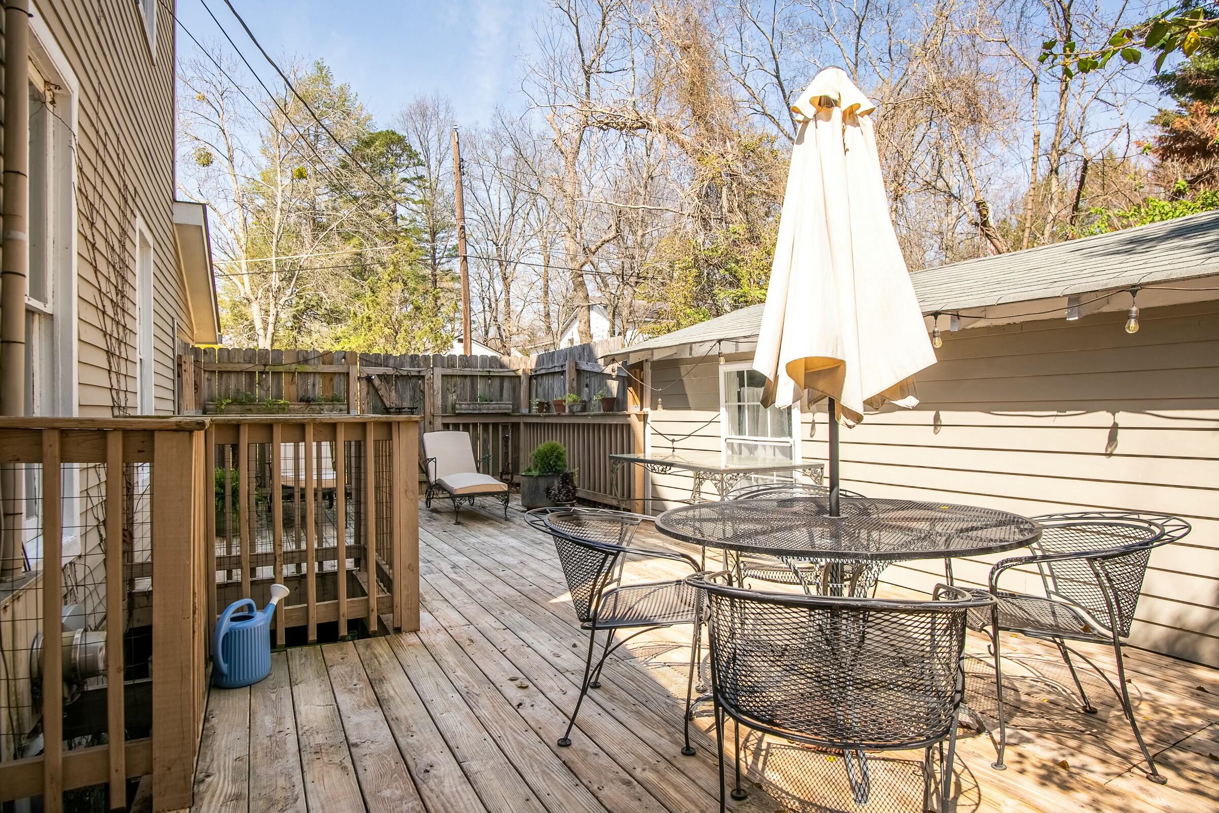 105 N Forrest Avenue