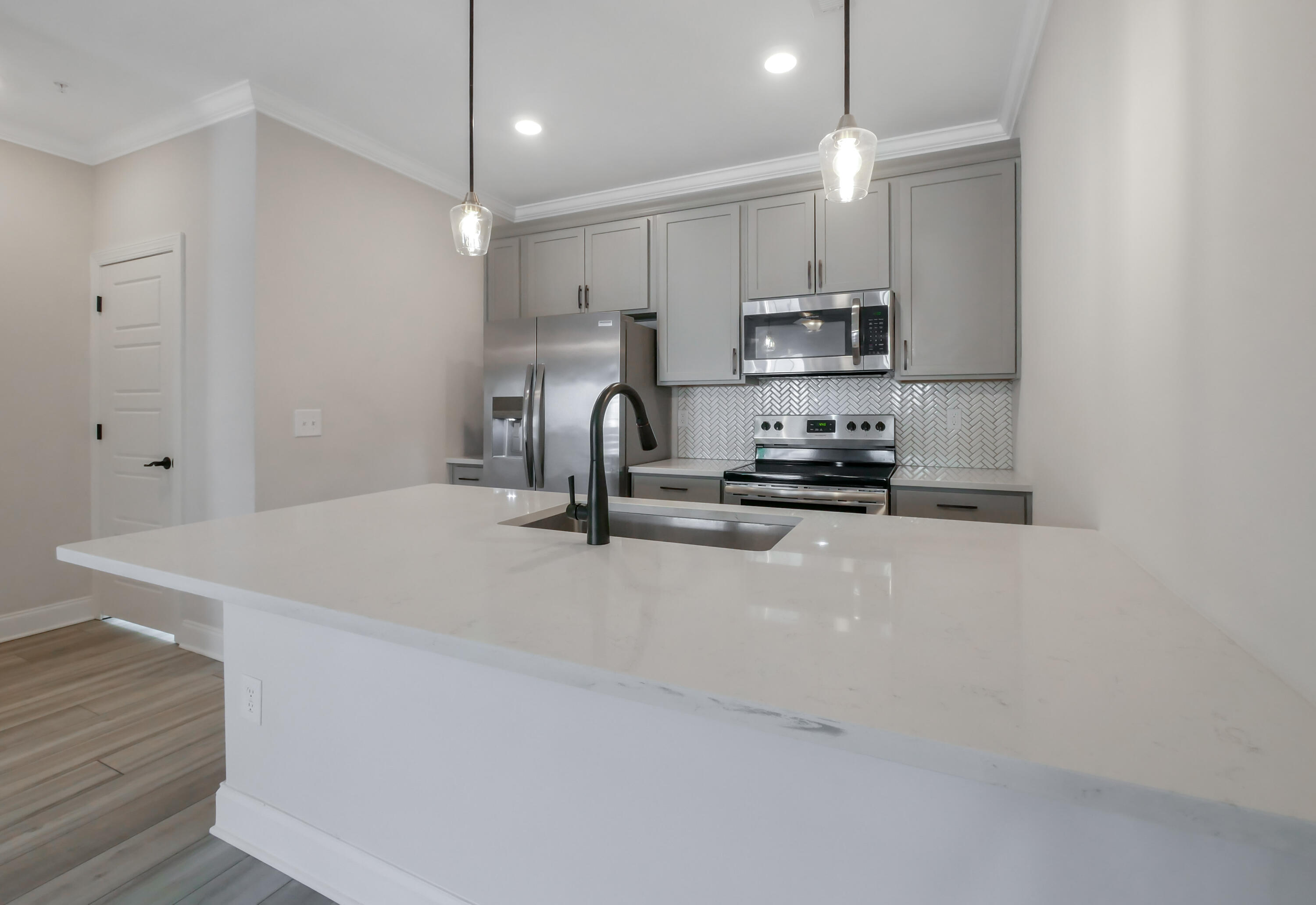 122 E 19th Street
