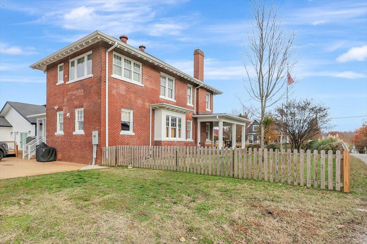 709 S Greenwood Avenue S, Chattanooga