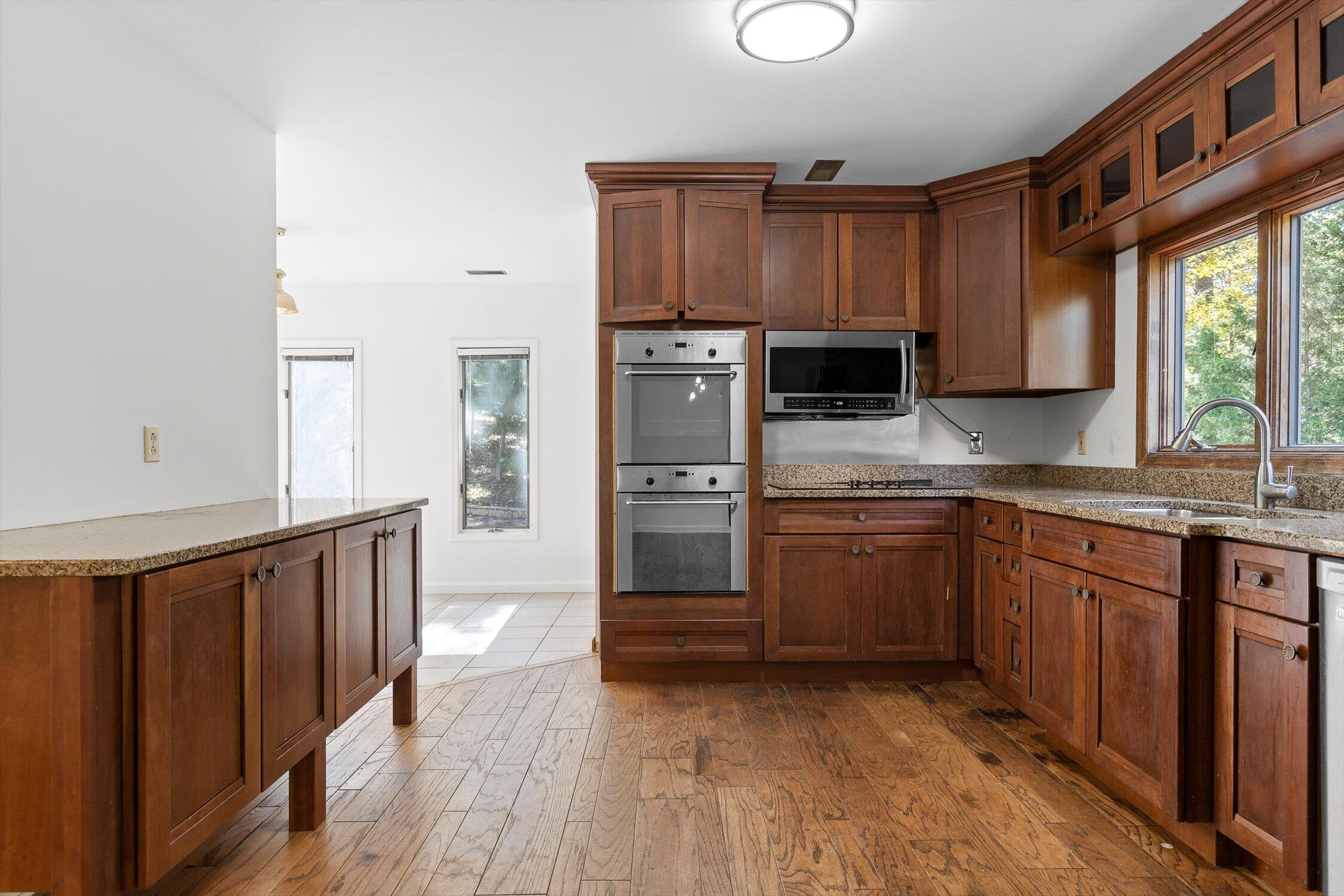 4 S Bluff Road, Chattanooga