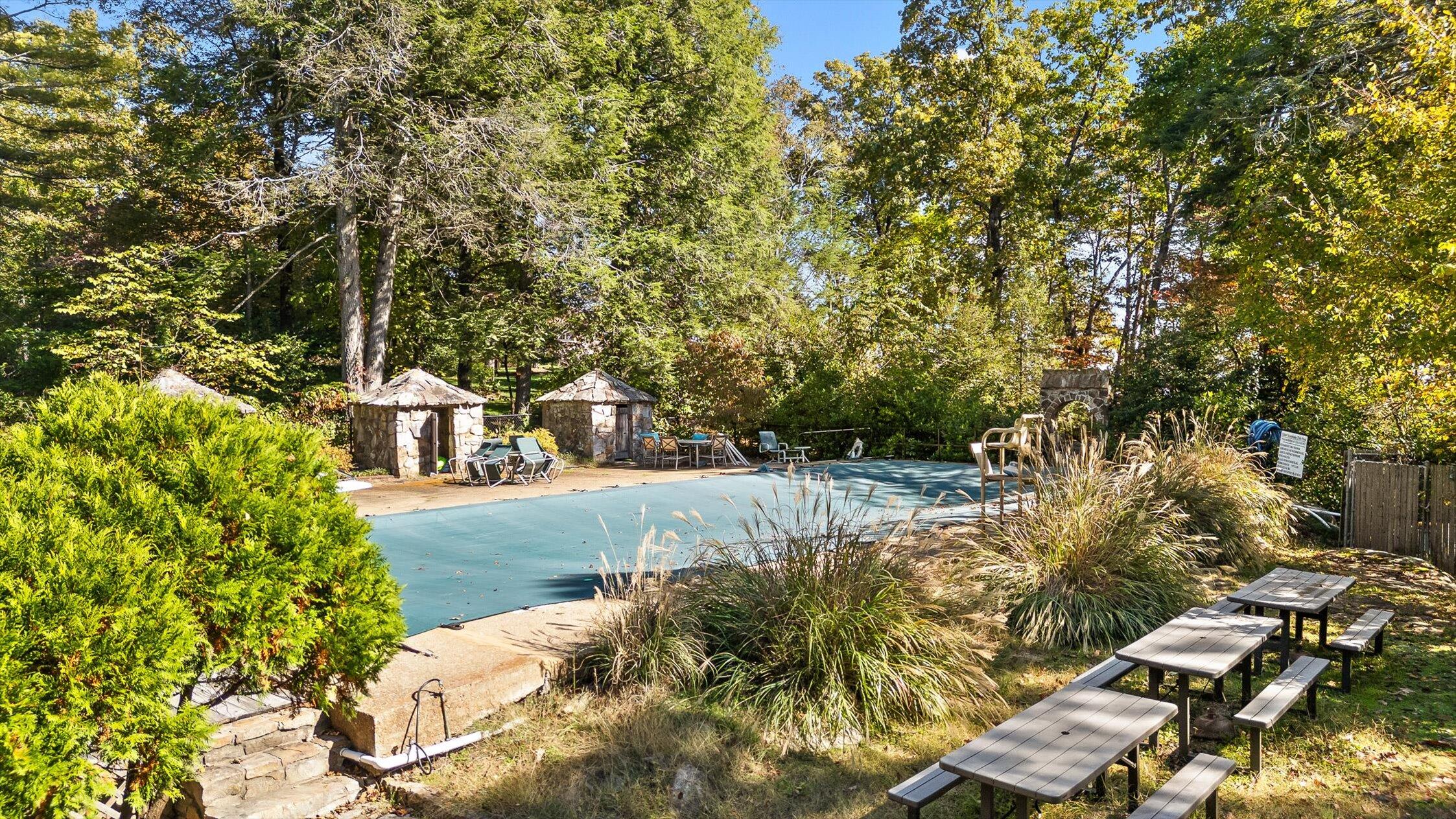 4 S Bluff Road, Chattanooga