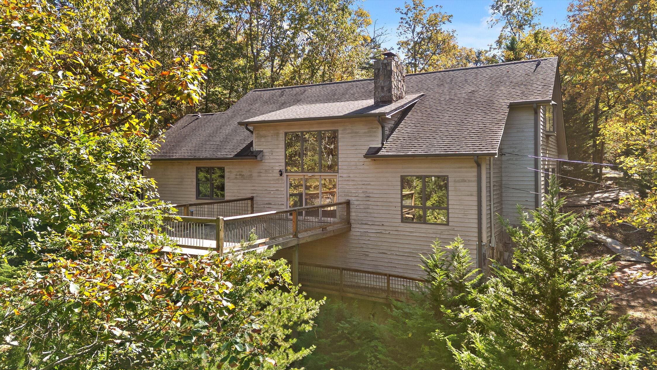 4 S Bluff Road, Chattanooga