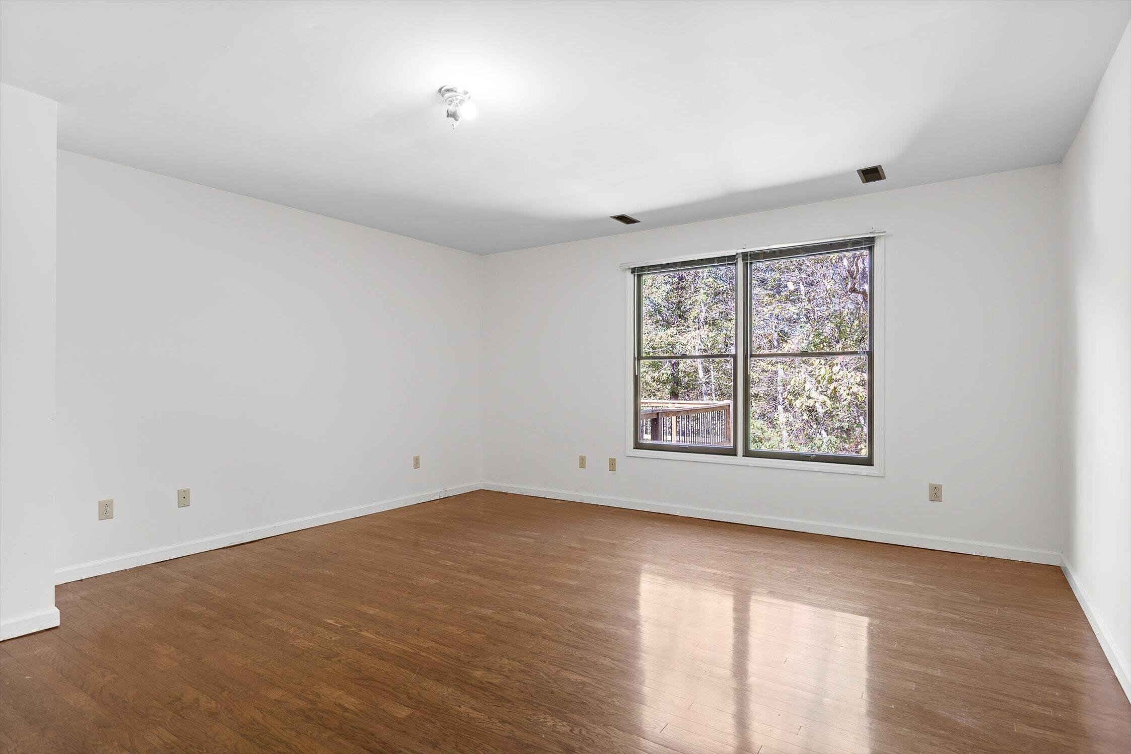 4 S Bluff Road, Chattanooga