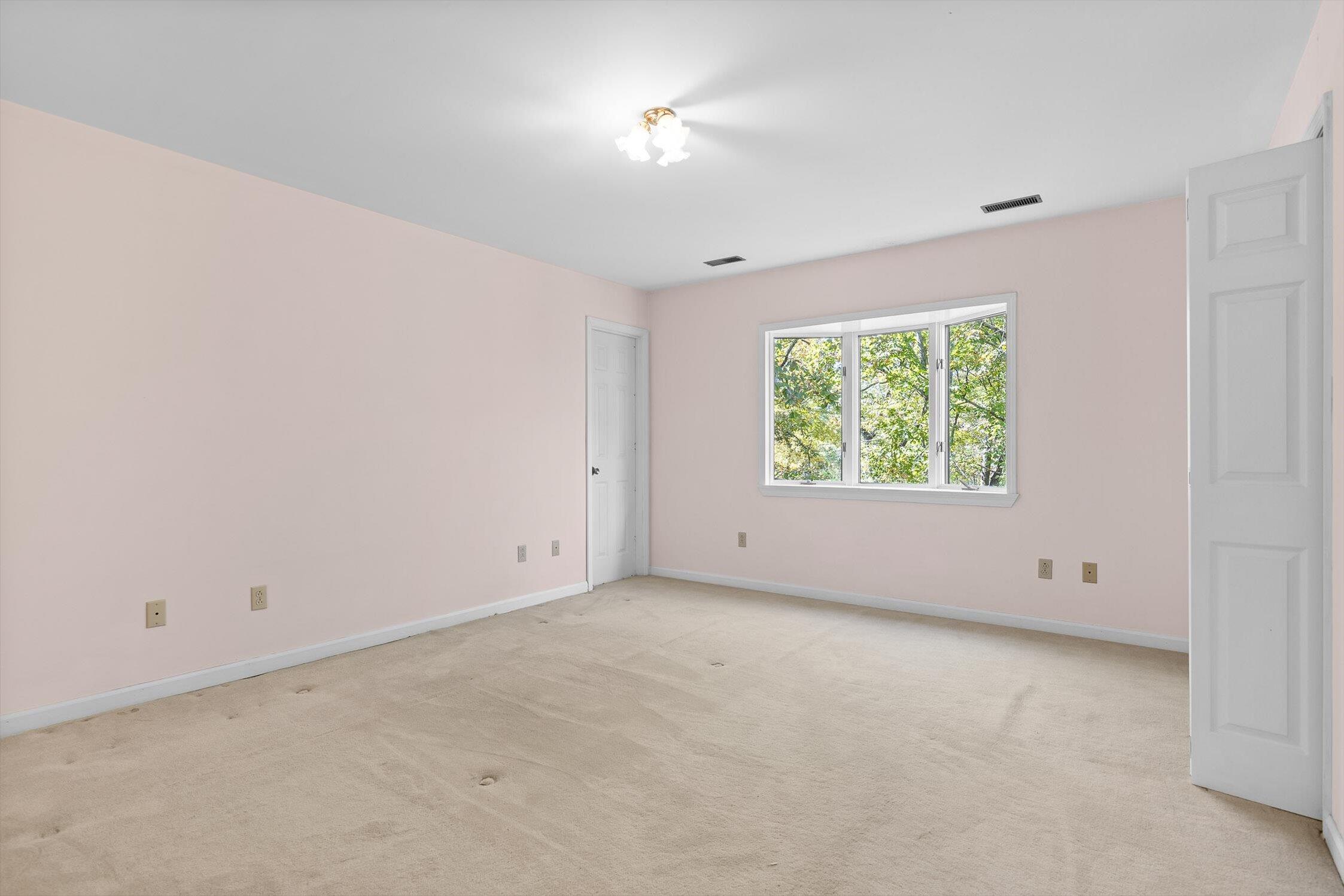 4 S Bluff Road, Chattanooga