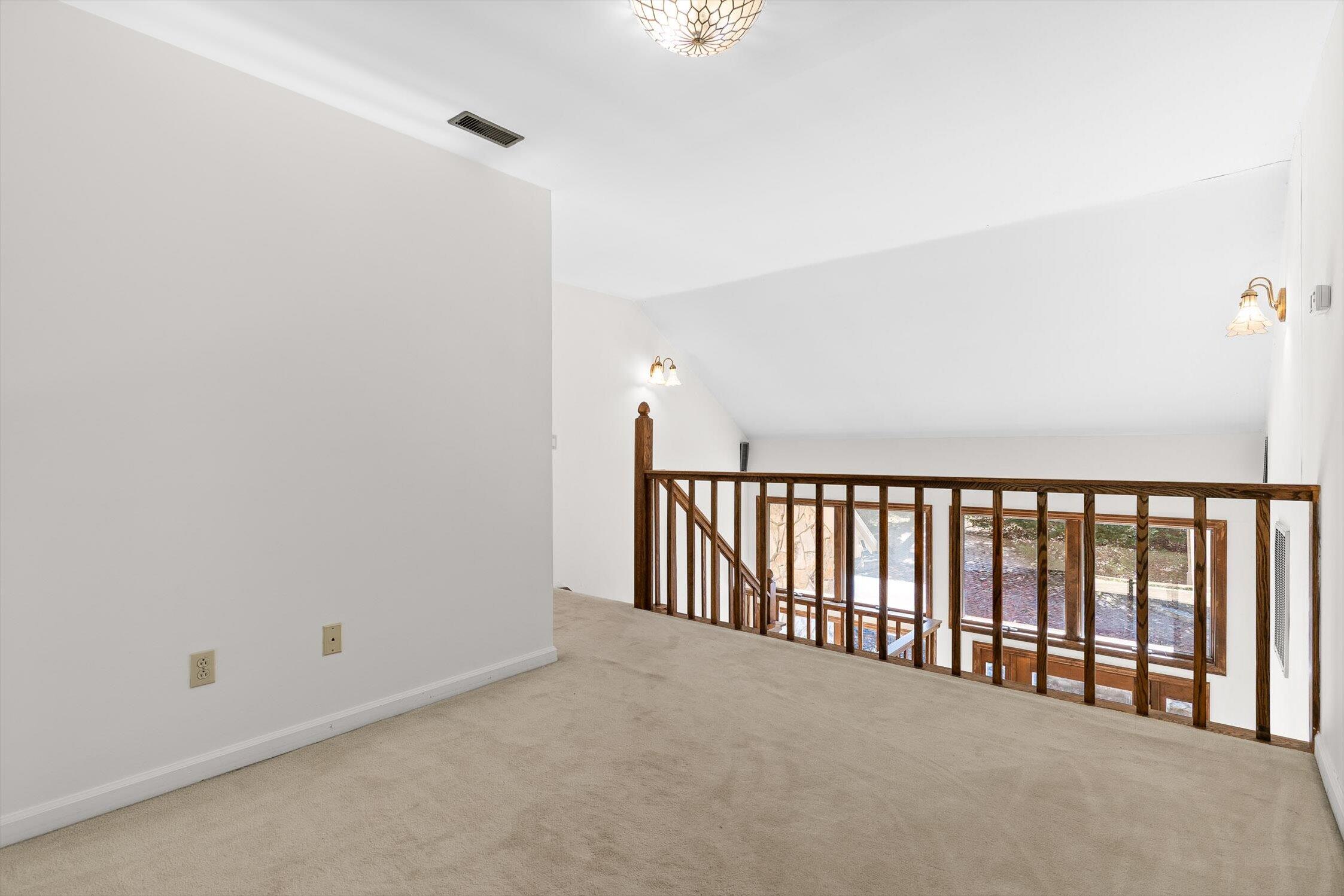 4 S Bluff Road, Chattanooga