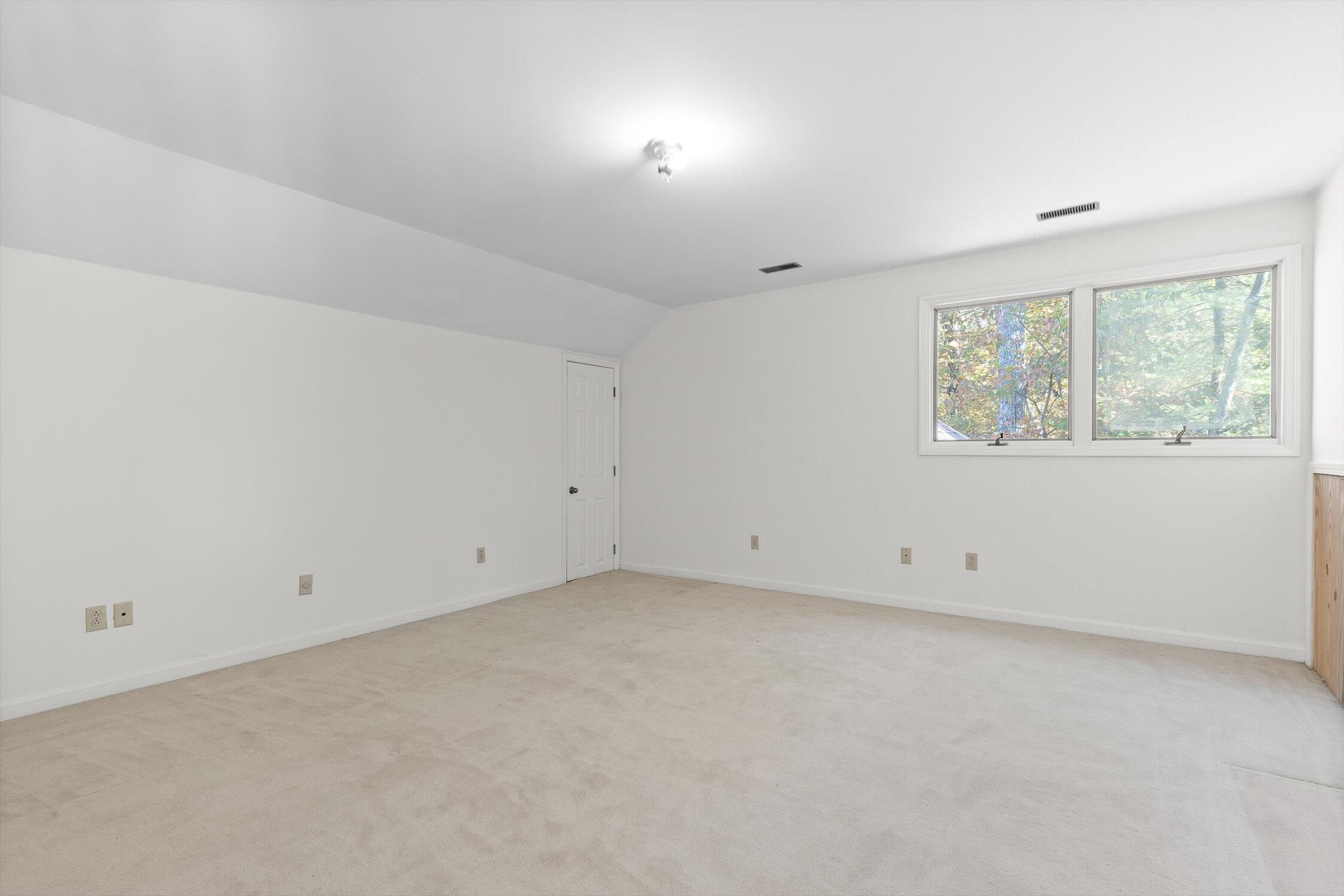 4 S Bluff Road, Chattanooga