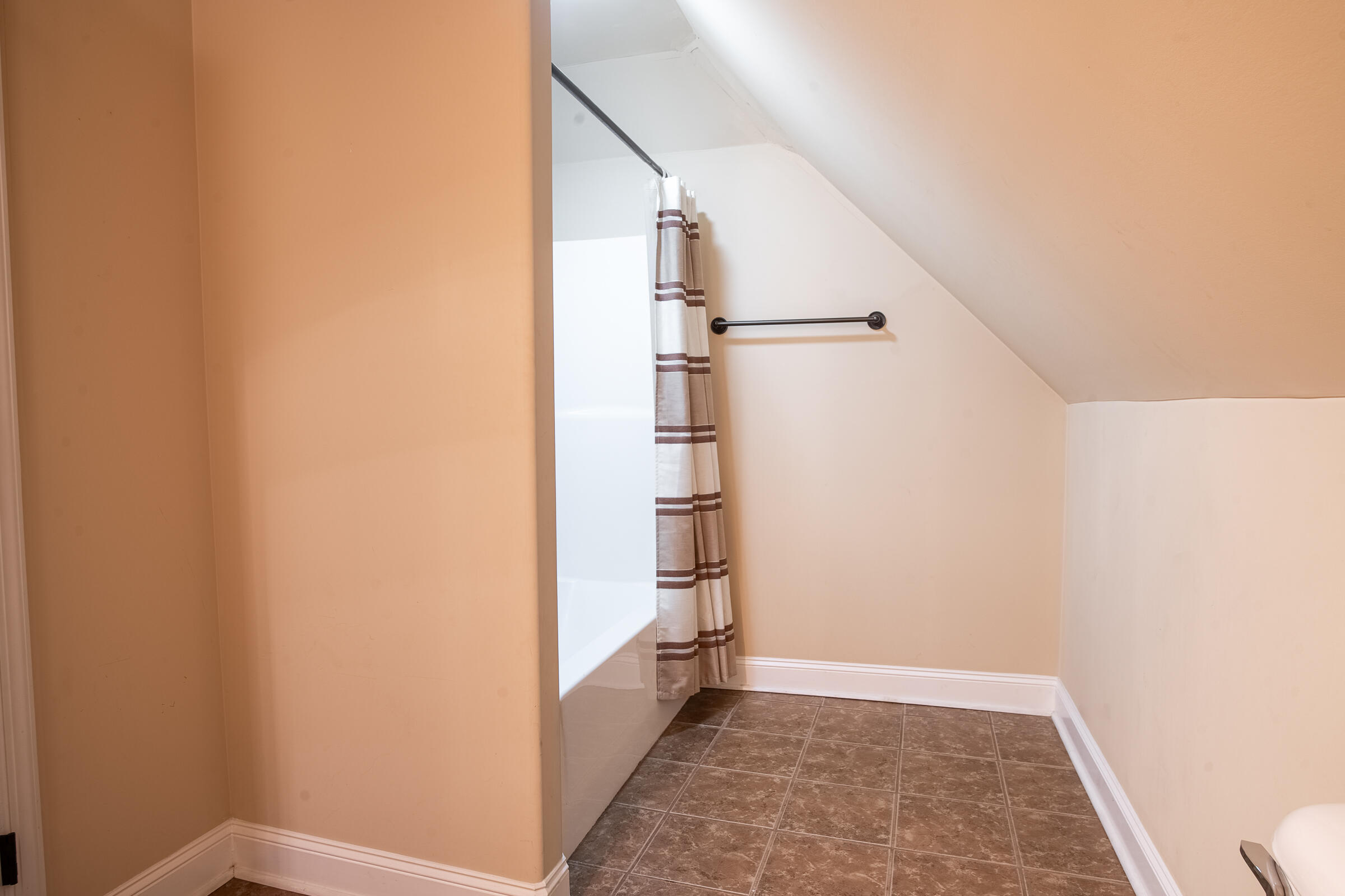 7424 Miss Madison Way