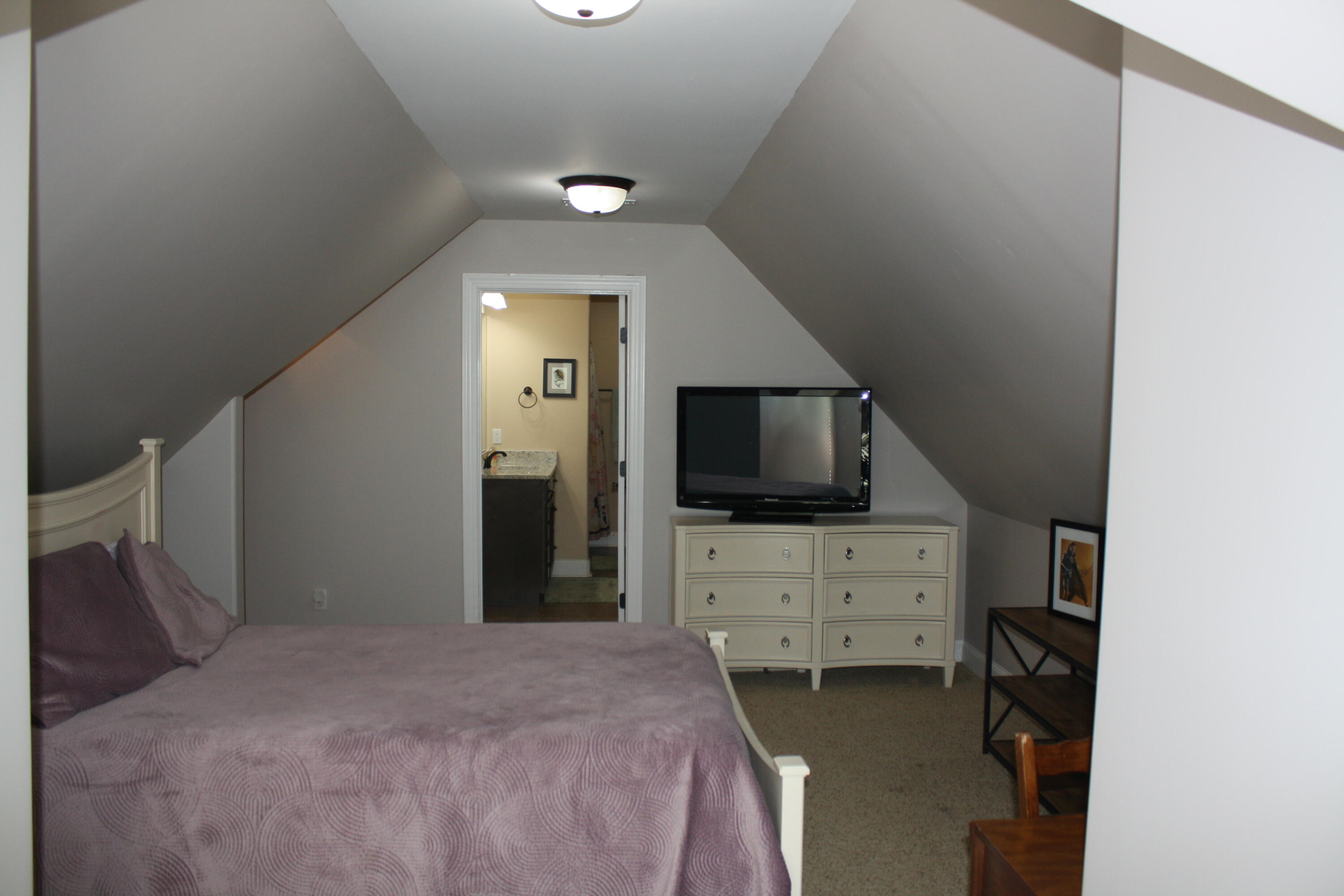 7424 Miss Madison Way