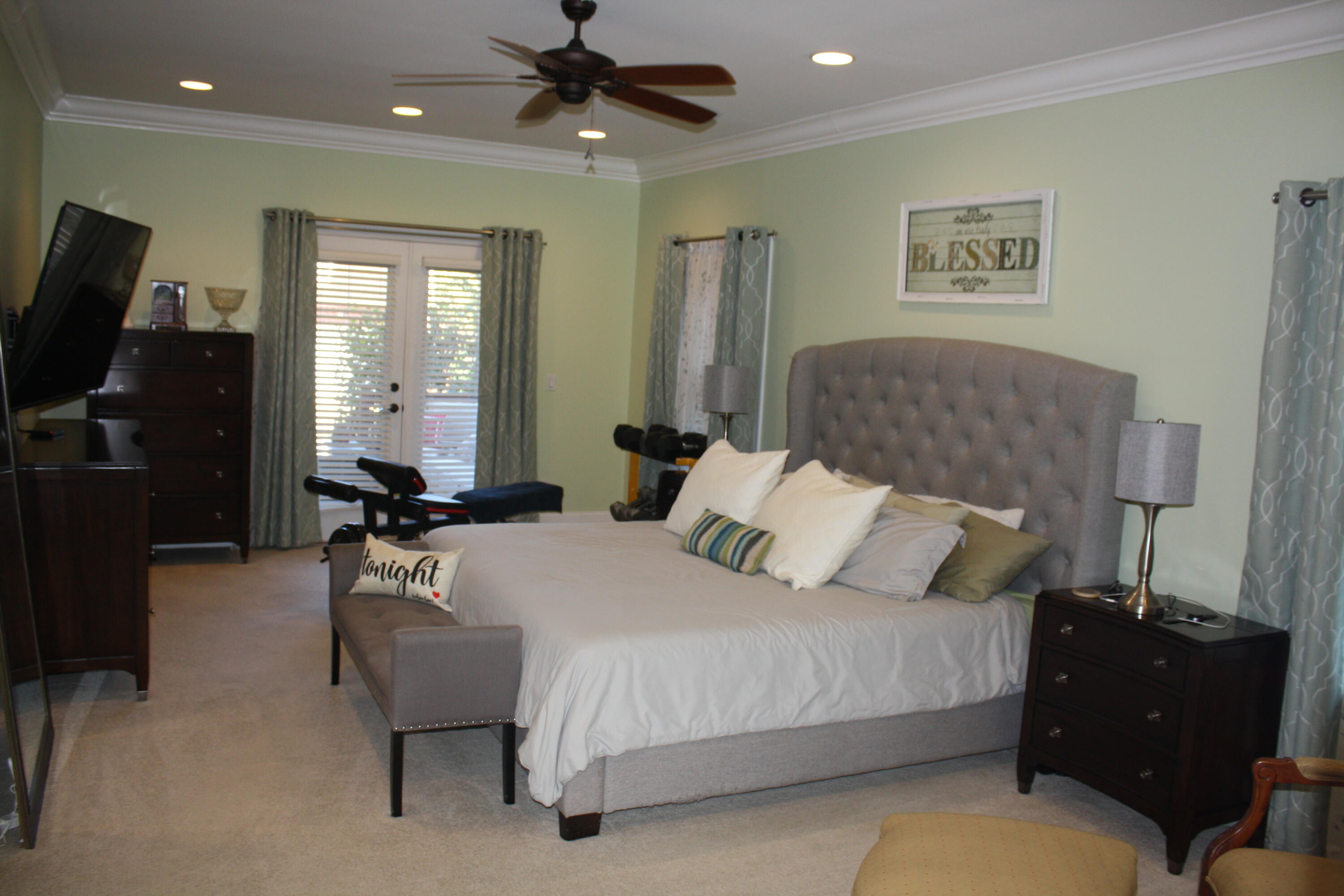 7424 Miss Madison Way