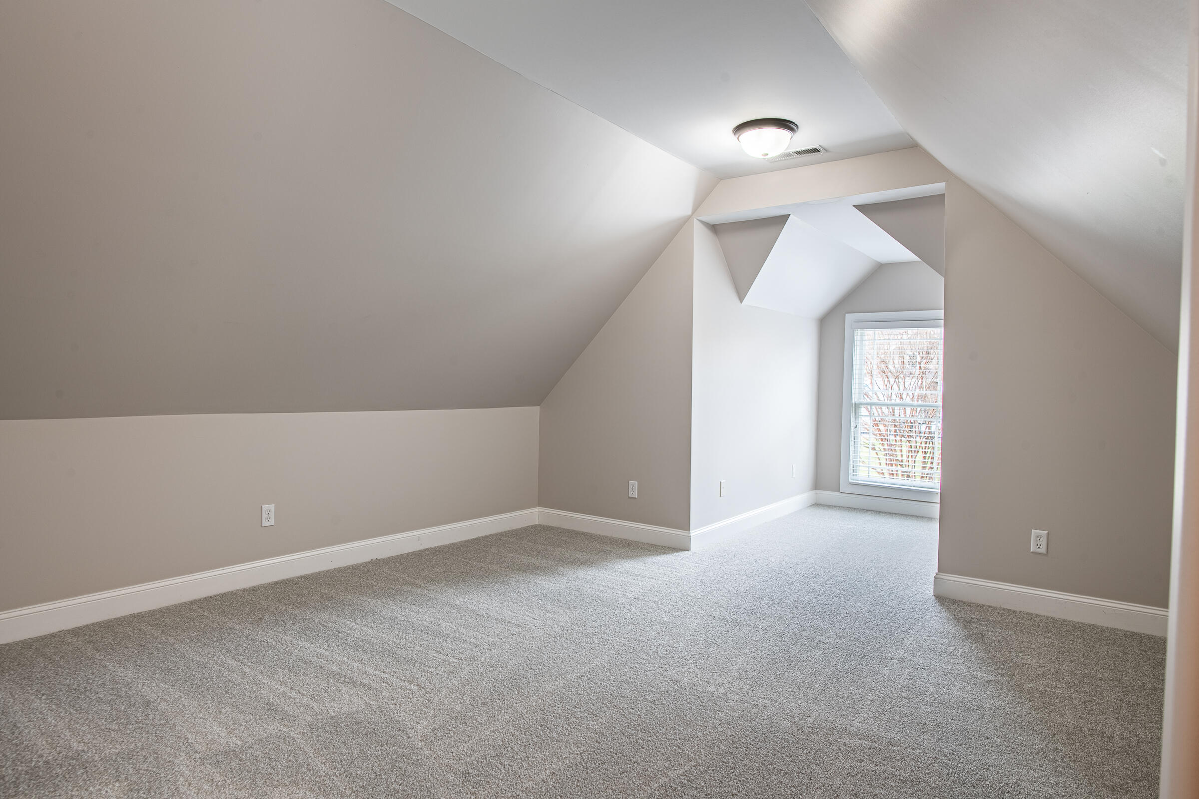 7424 Miss Madison Way