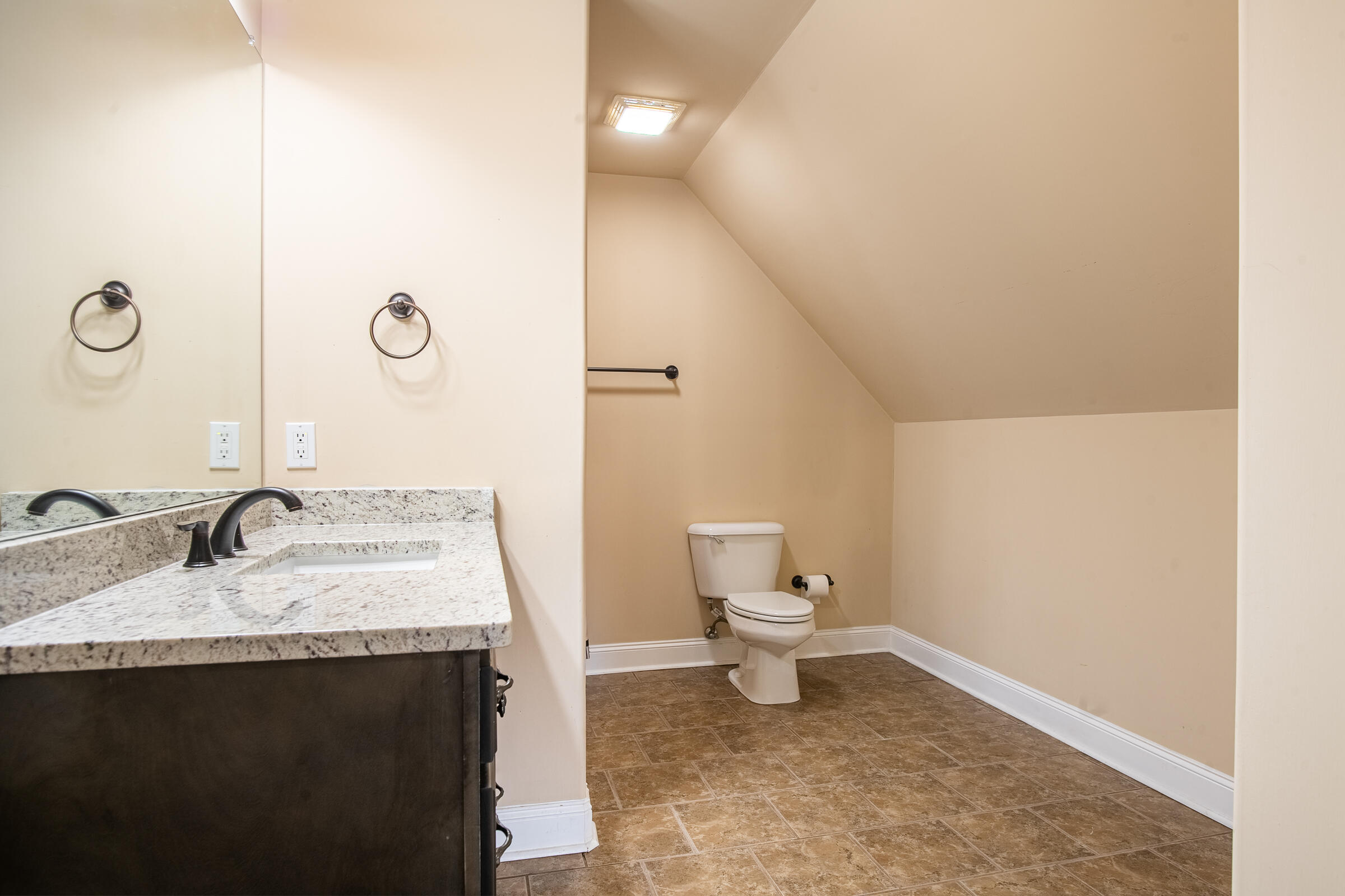 7424 Miss Madison Way