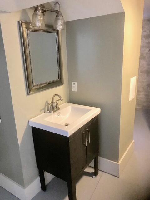 151 N Orchard Knob Avenue