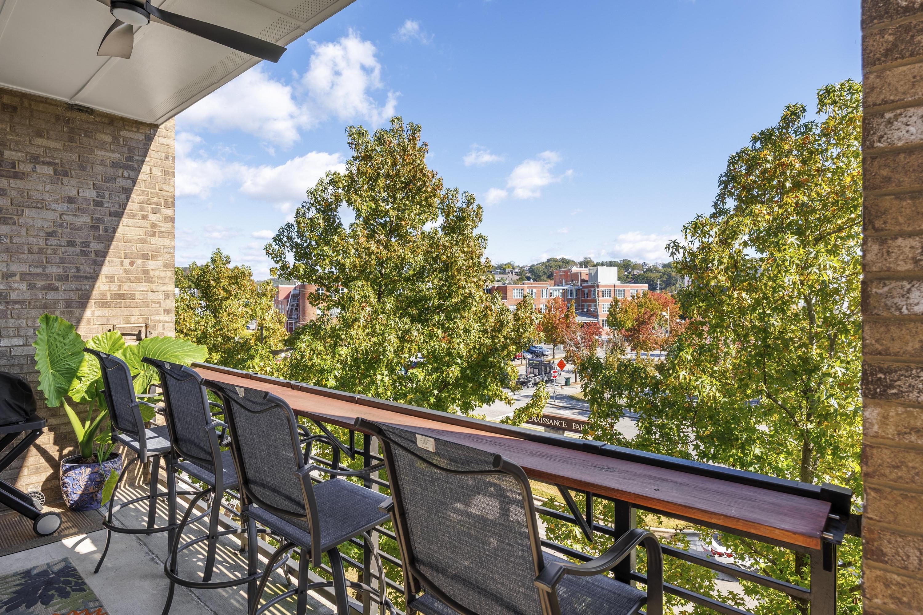 200 Manufacturers Road, Apt 348