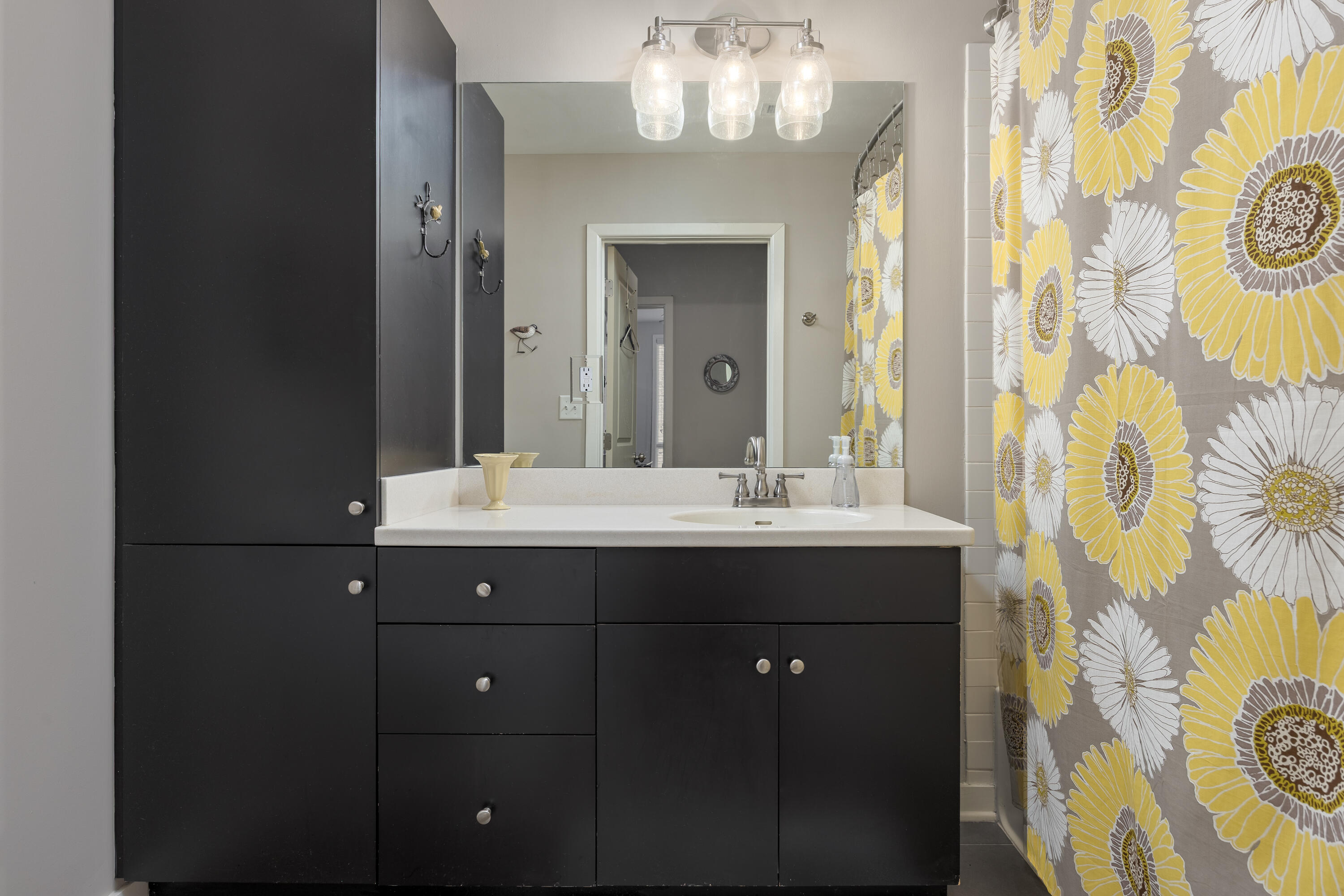 200 Manufacturers Road, Apt 629