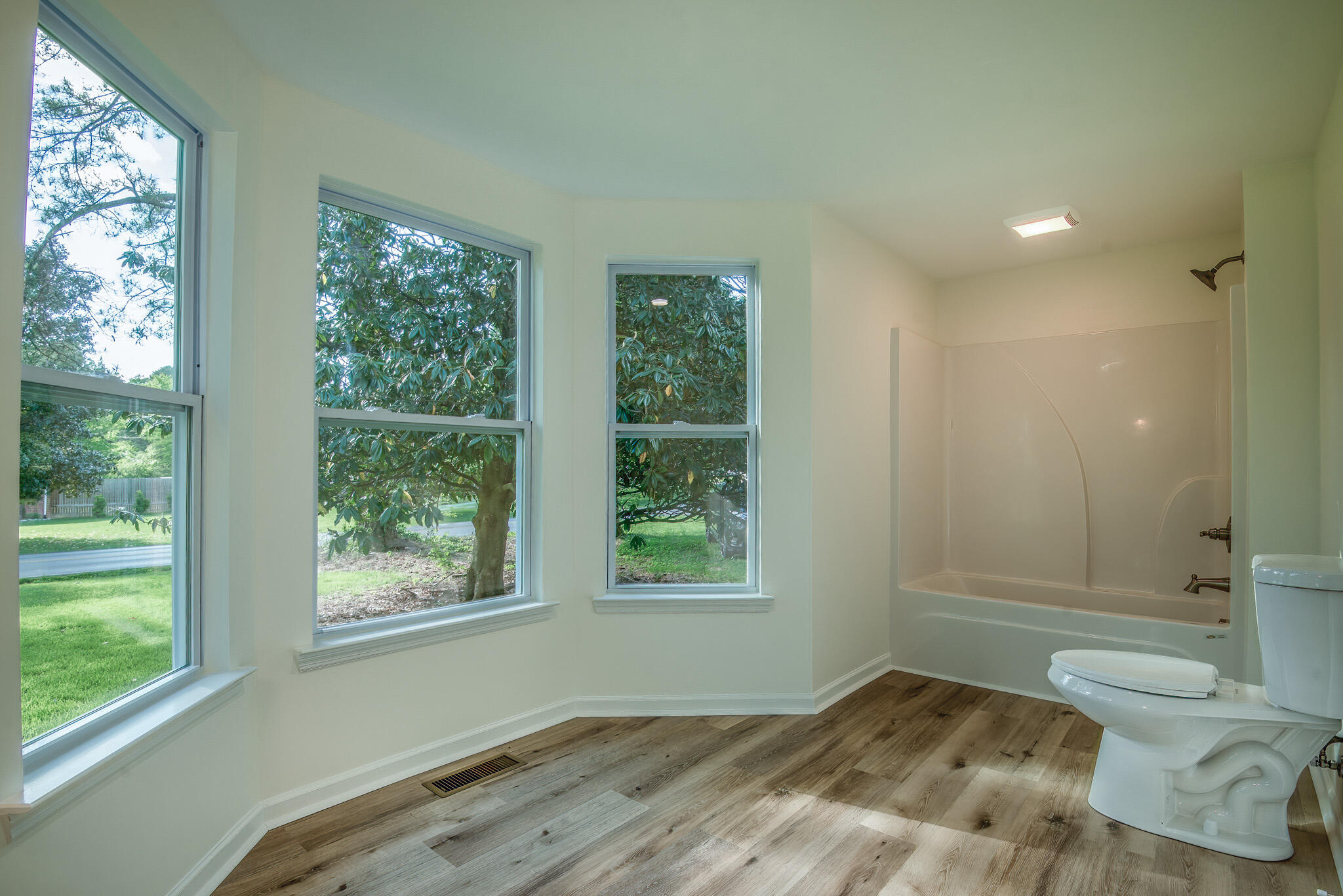 200 Georgetown Road NW