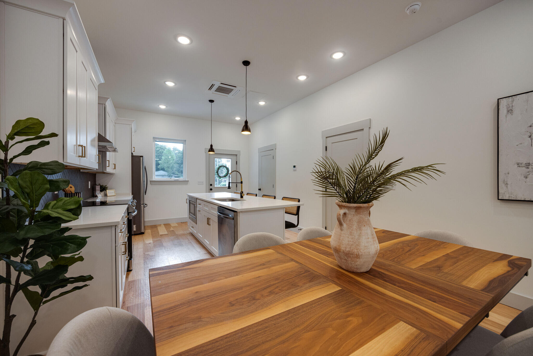 899 Cherokee Boulevard, # 125