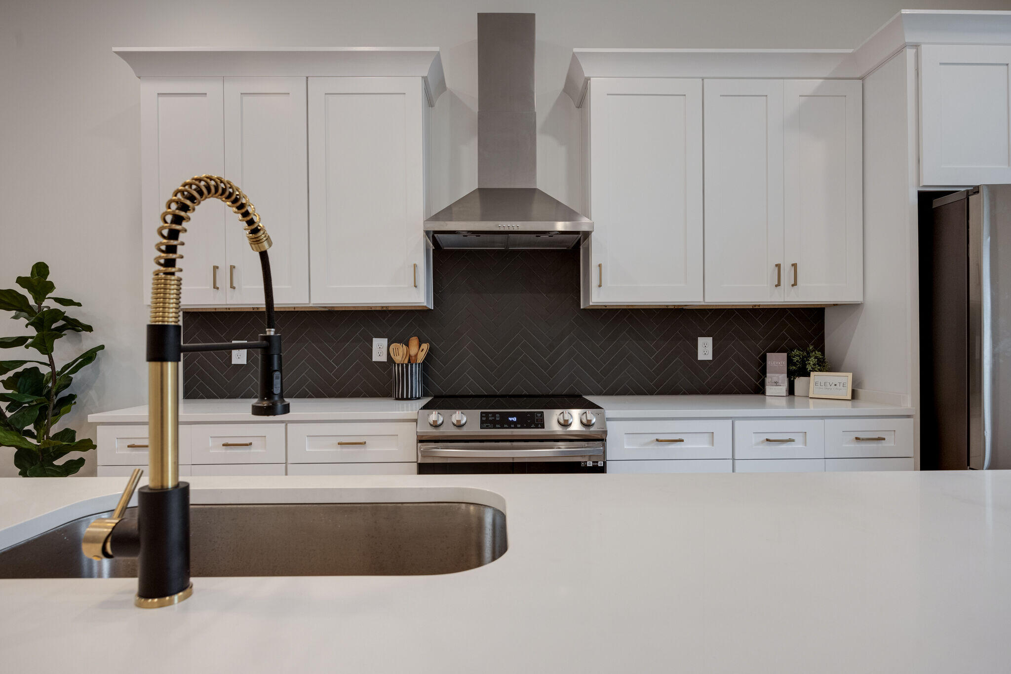 899 Cherokee Boulevard, # 125