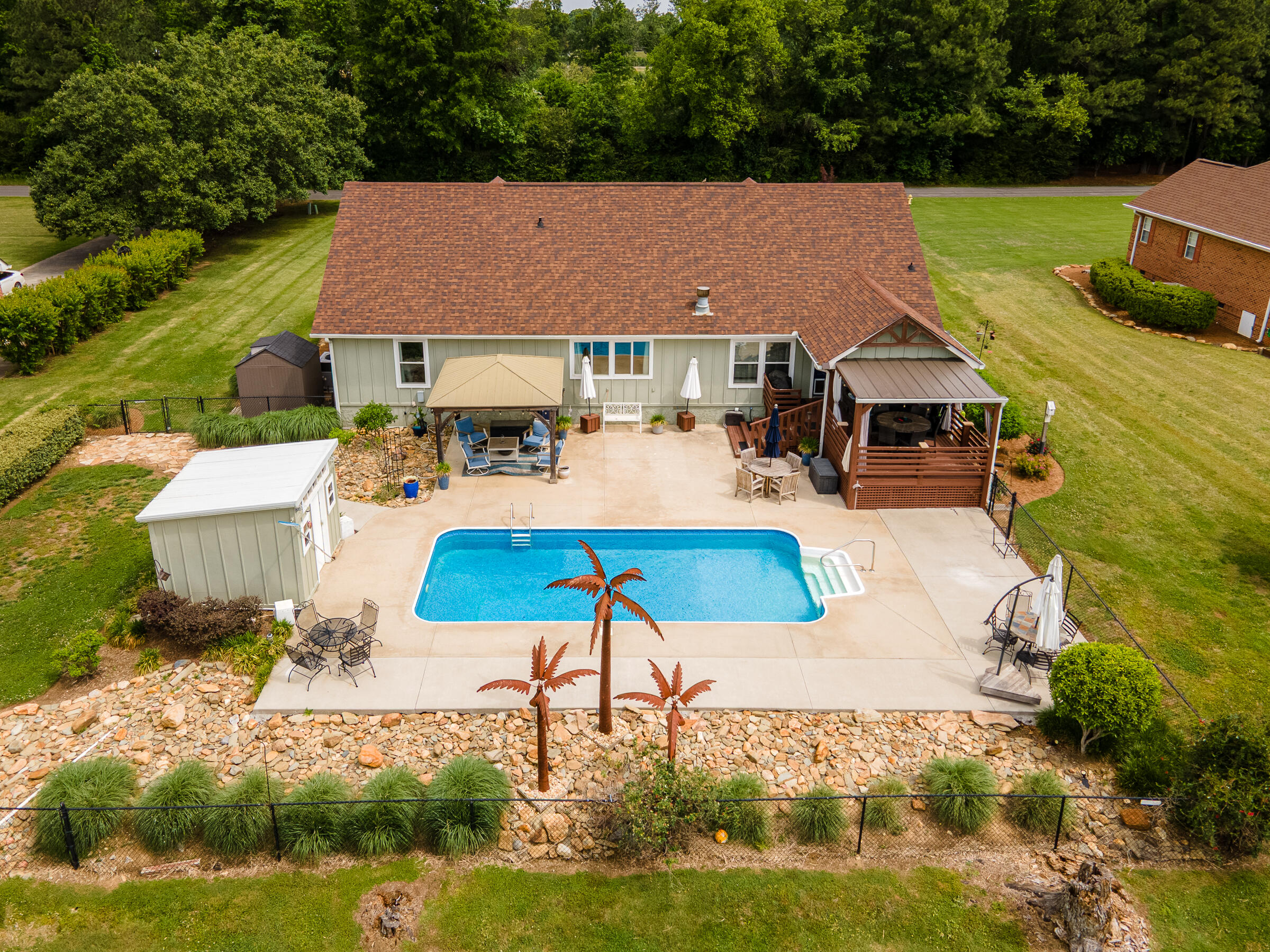 528 Magnolia Lane