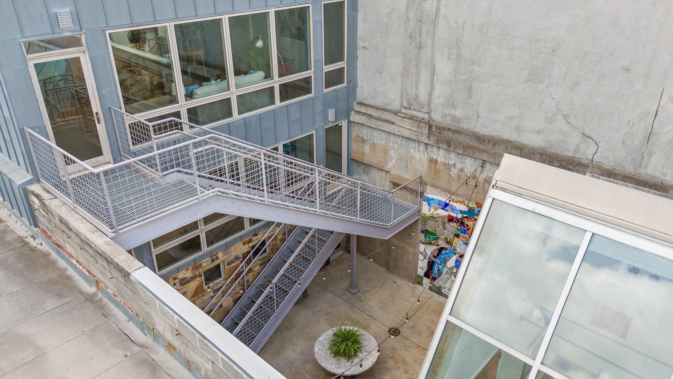 1405 Williams Street