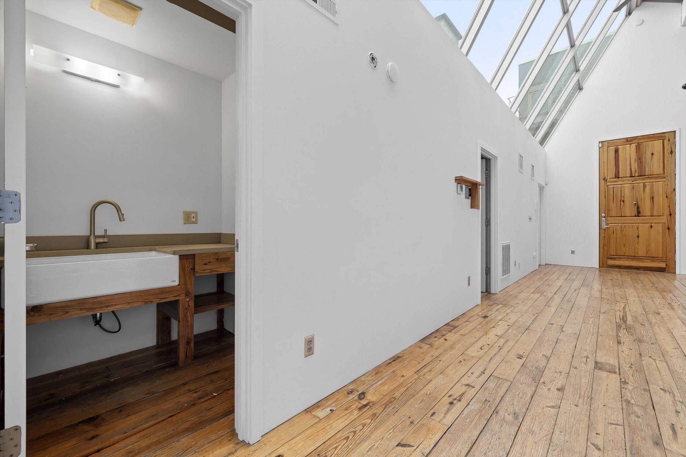 1405 Williams Street