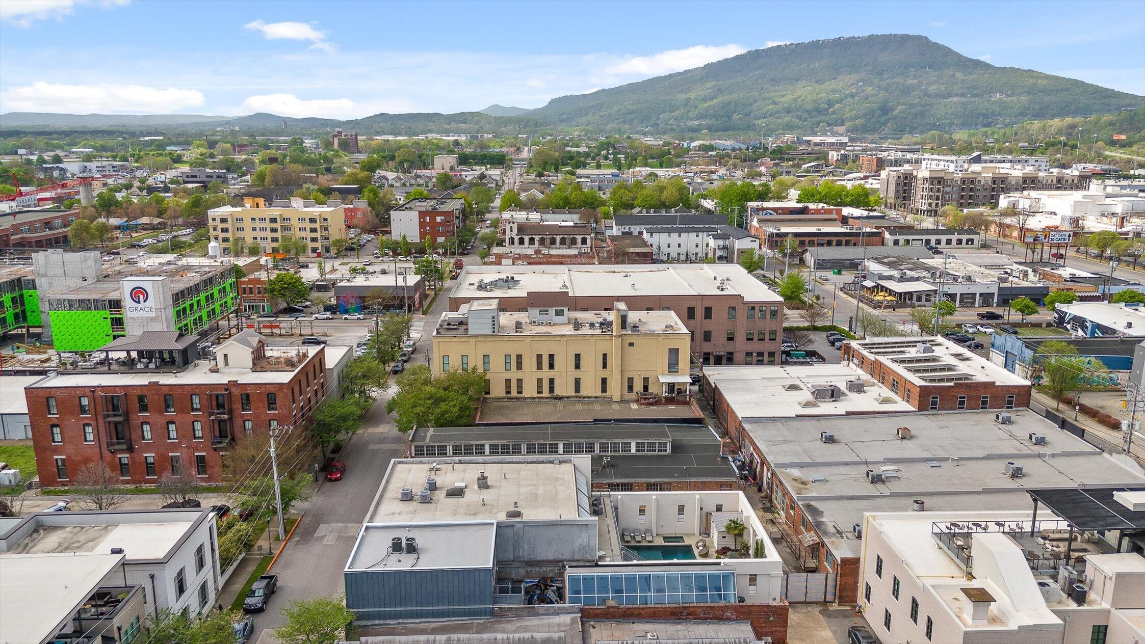 1405 Williams Street