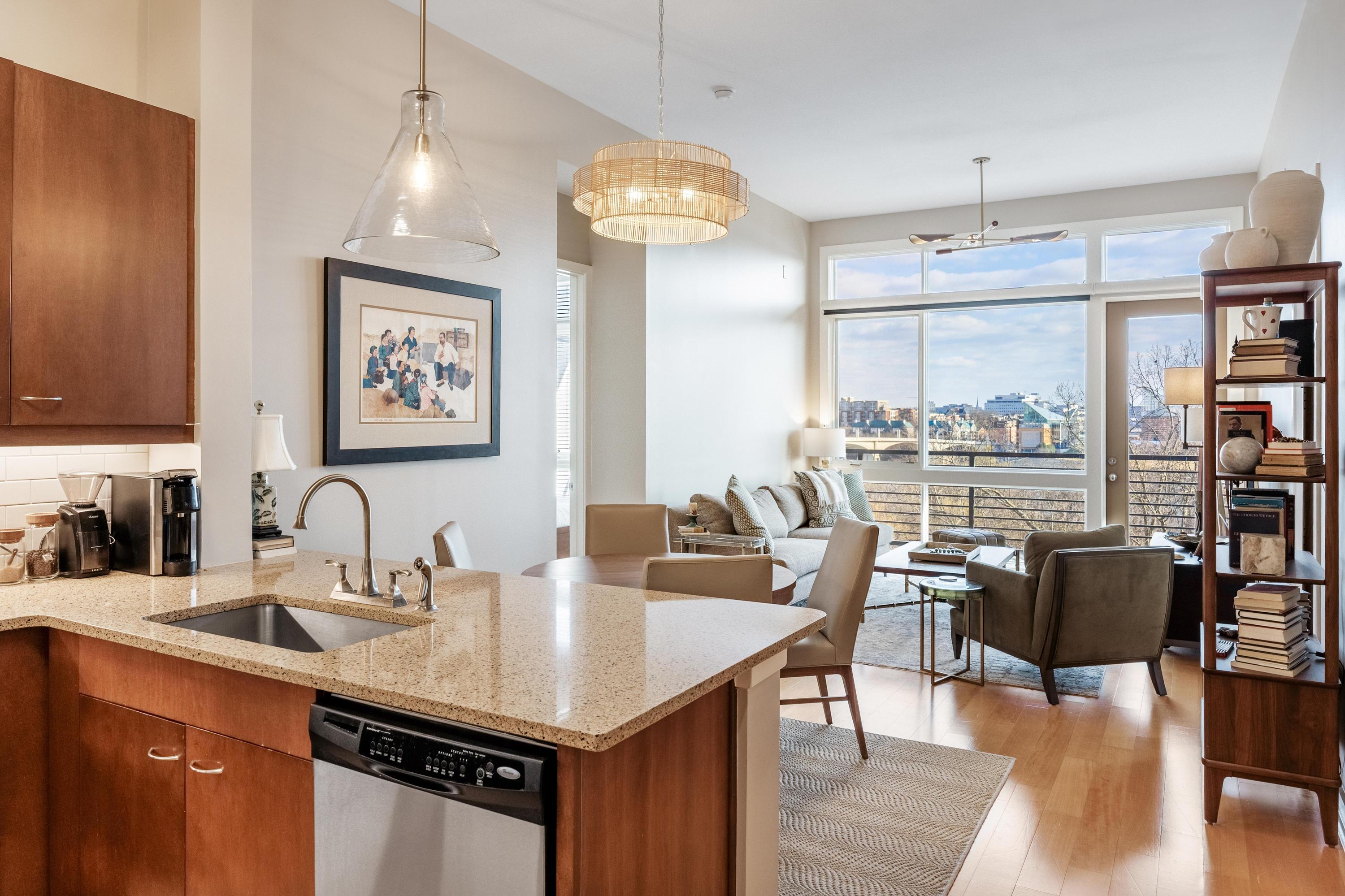 200 Manufacturers Road, 713