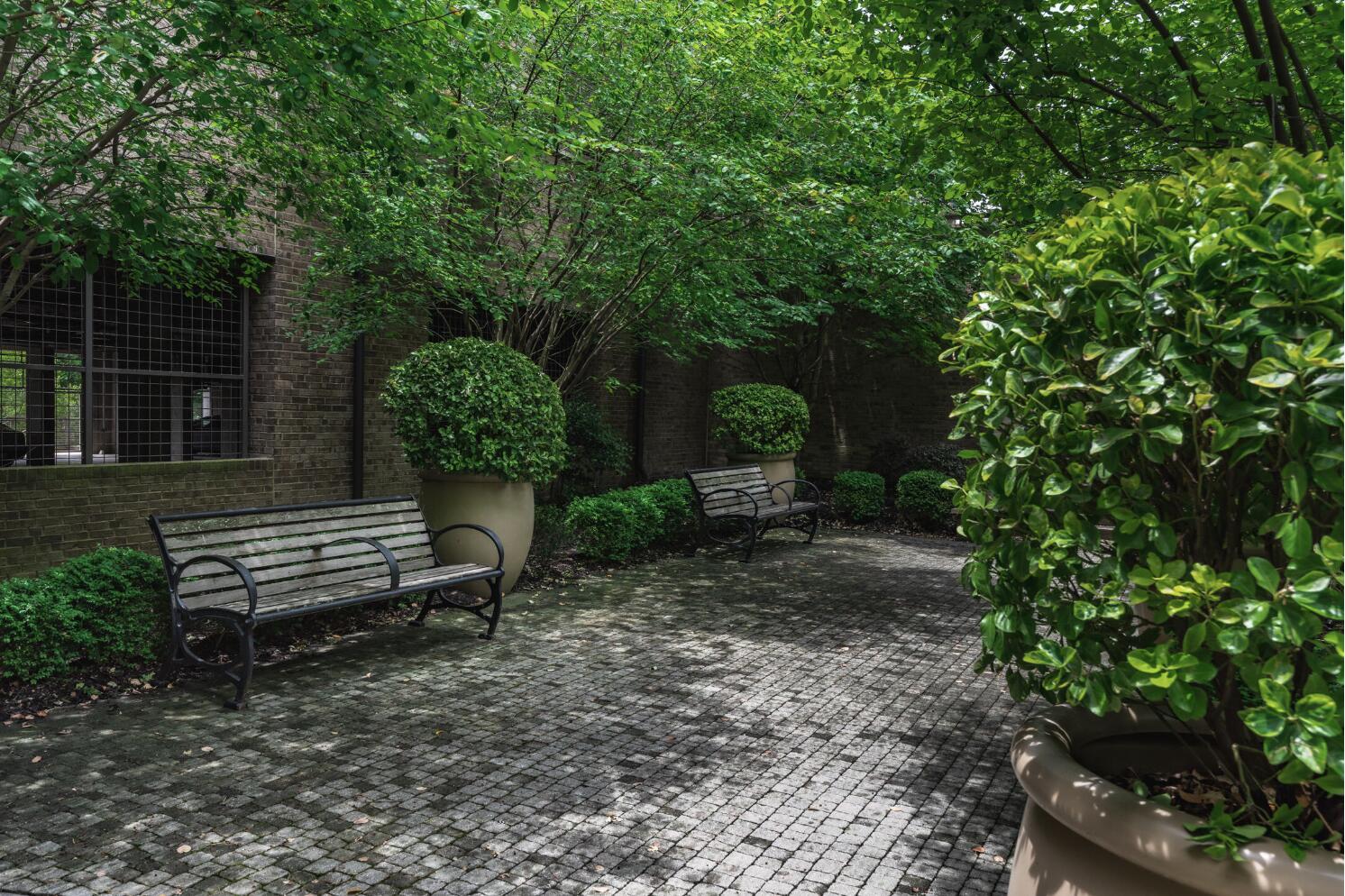 200 Manufacturers Road, 713