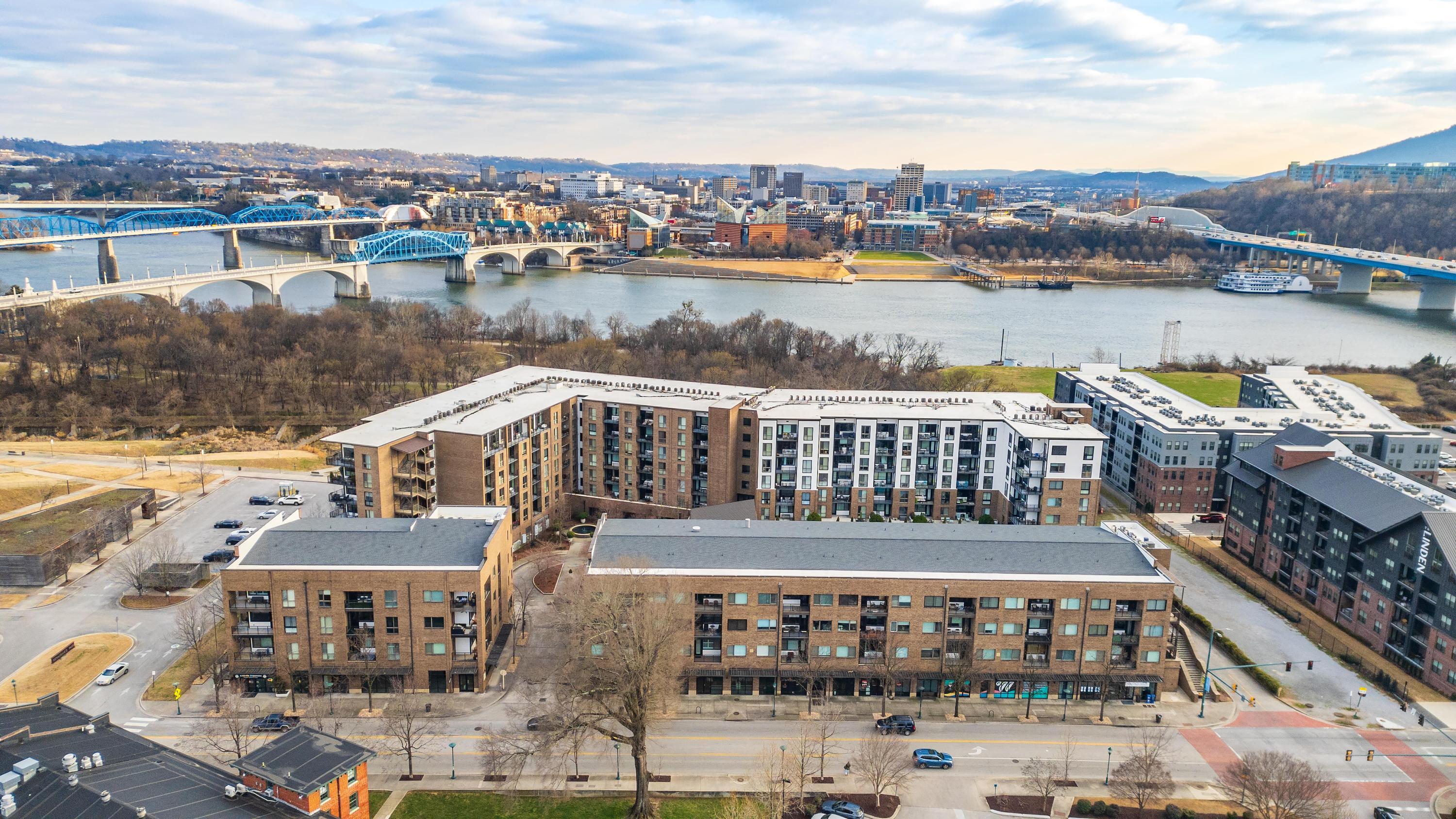 200 Manufacturers Road, 713