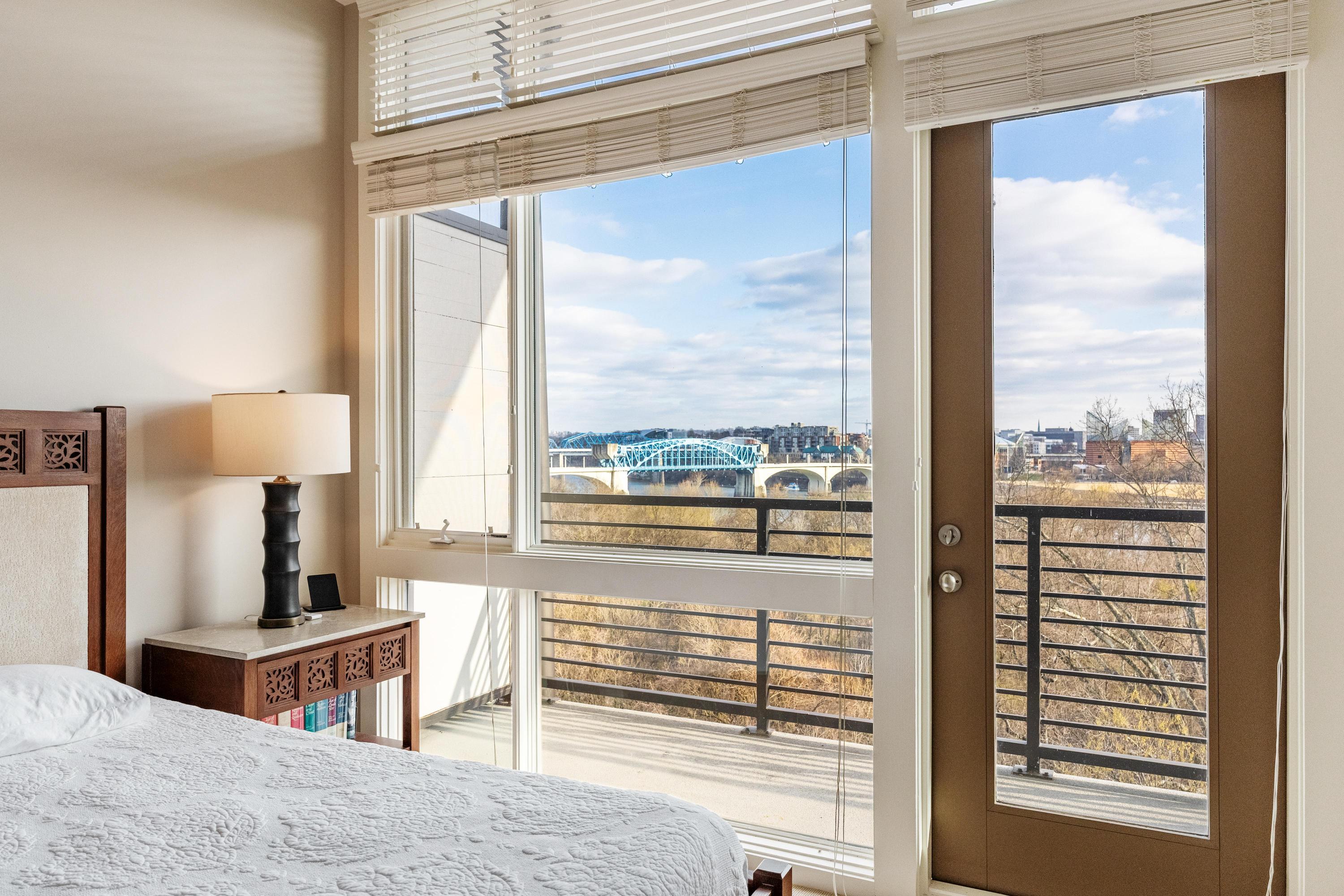 200 Manufacturers Road, 713