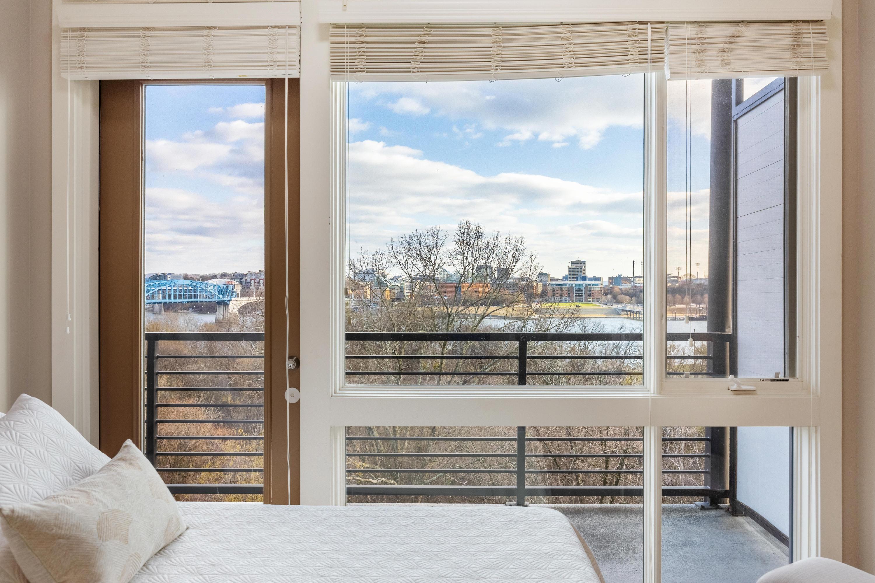 200 Manufacturers Road, 713