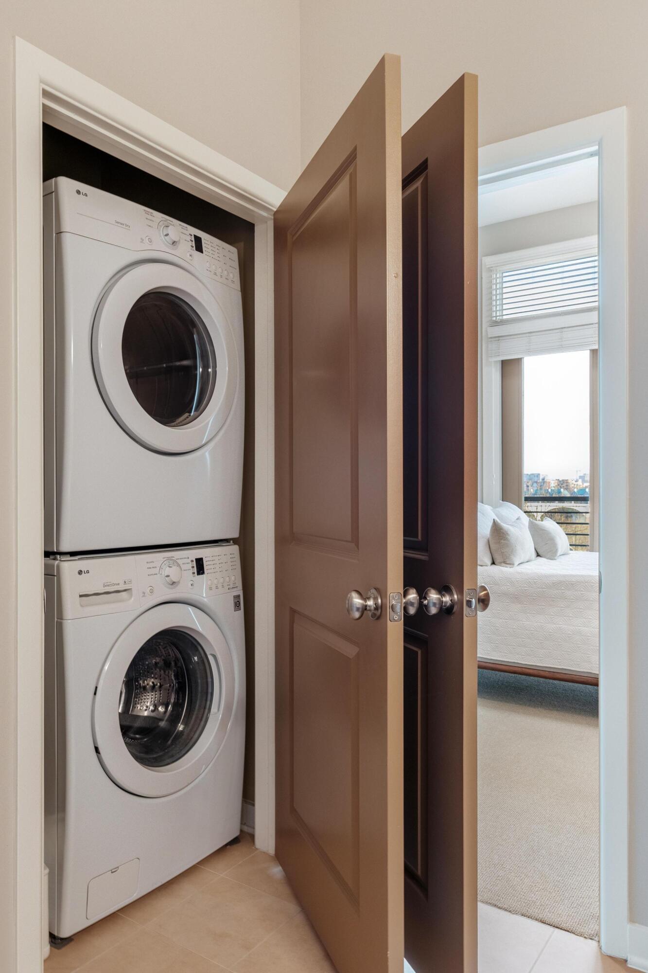 200 Manufacturers Road, 713