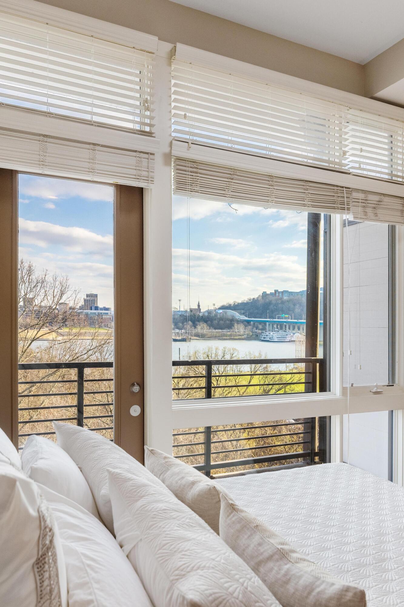 200 Manufacturers Road, 713