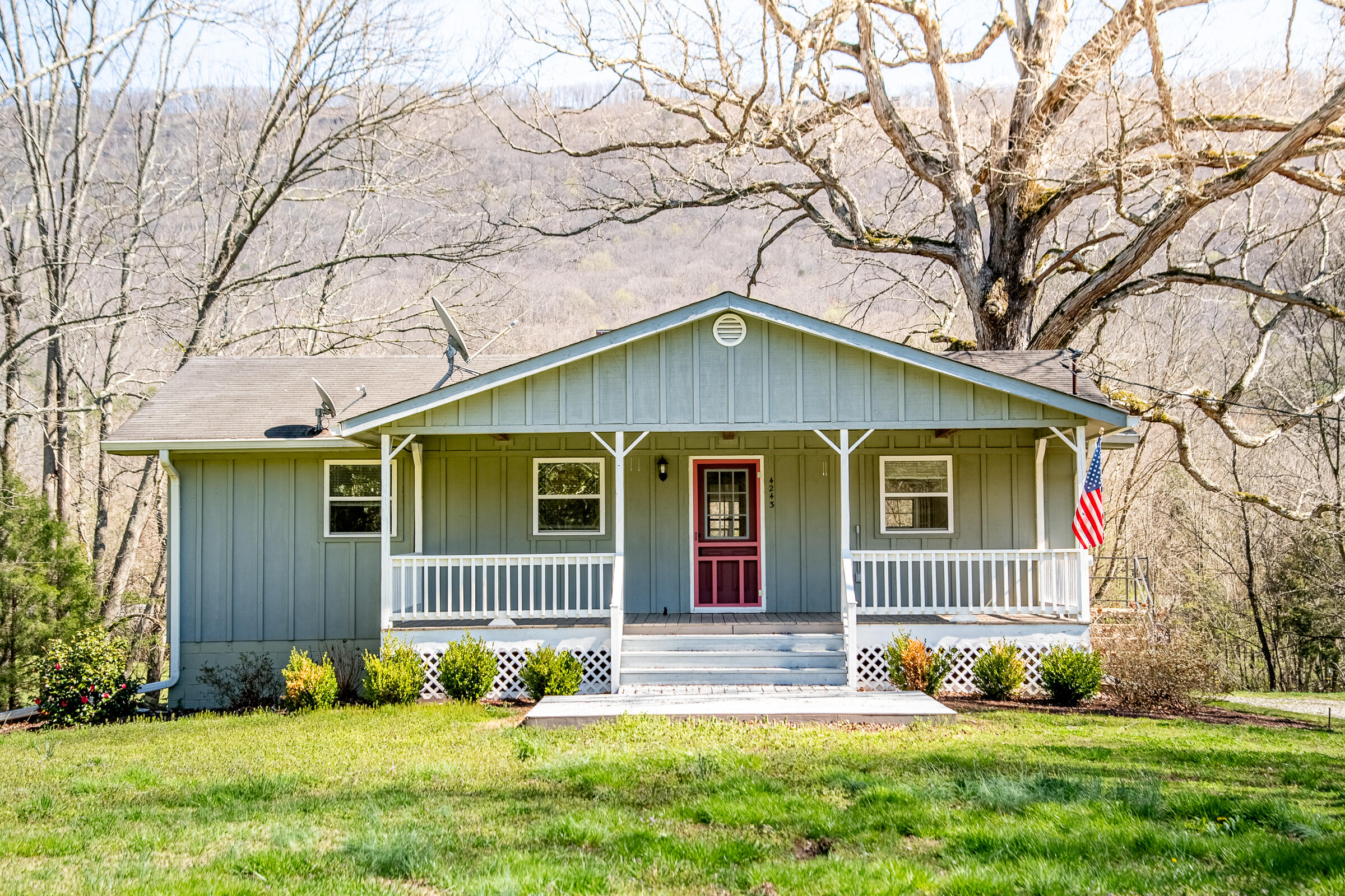 4243 Cloverdale Road